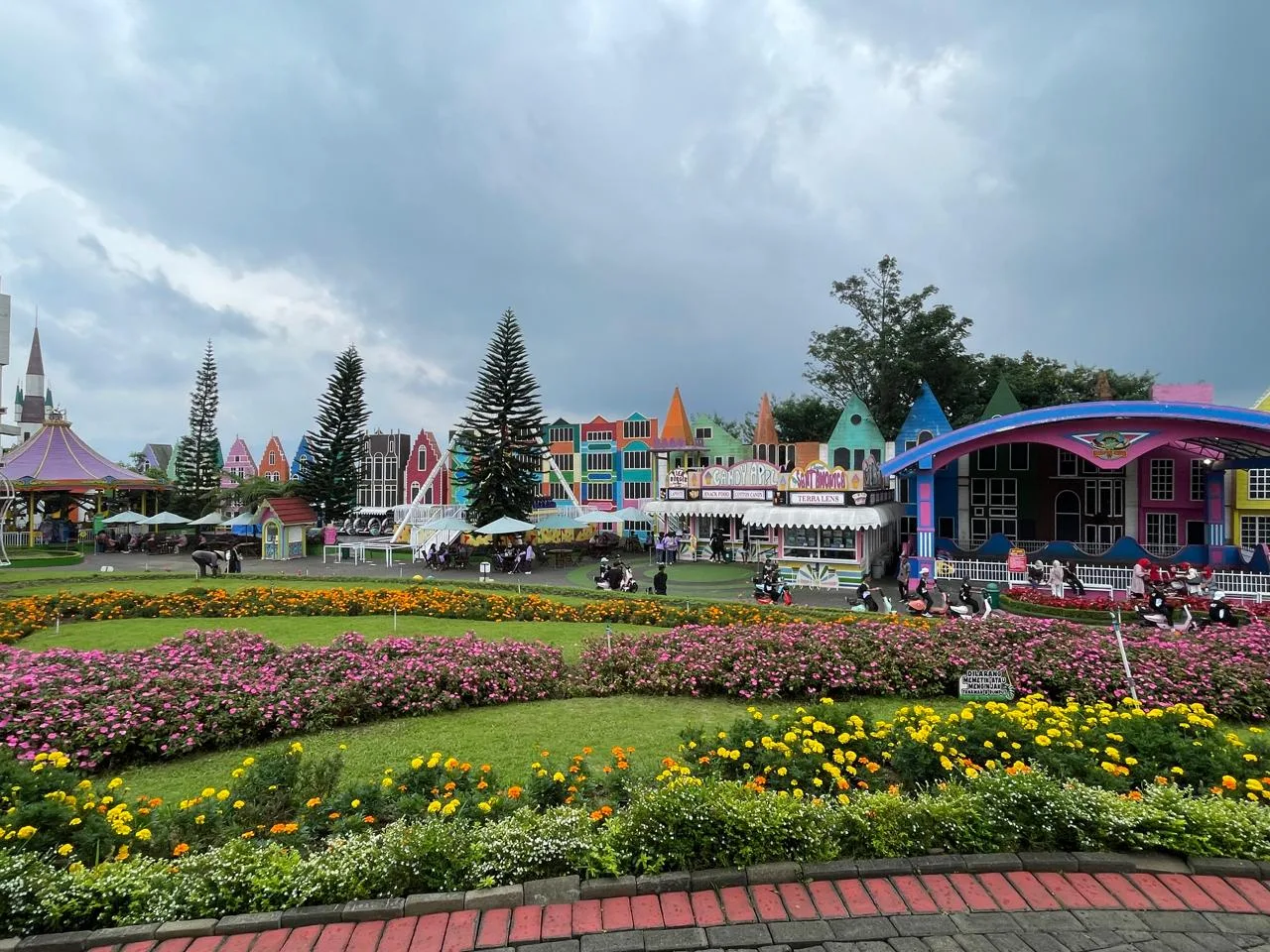 Pesona Sinterra de La Ponte: MTsN 10 Sleman Nikmati Wahana Edukasi Flora dan Fauna