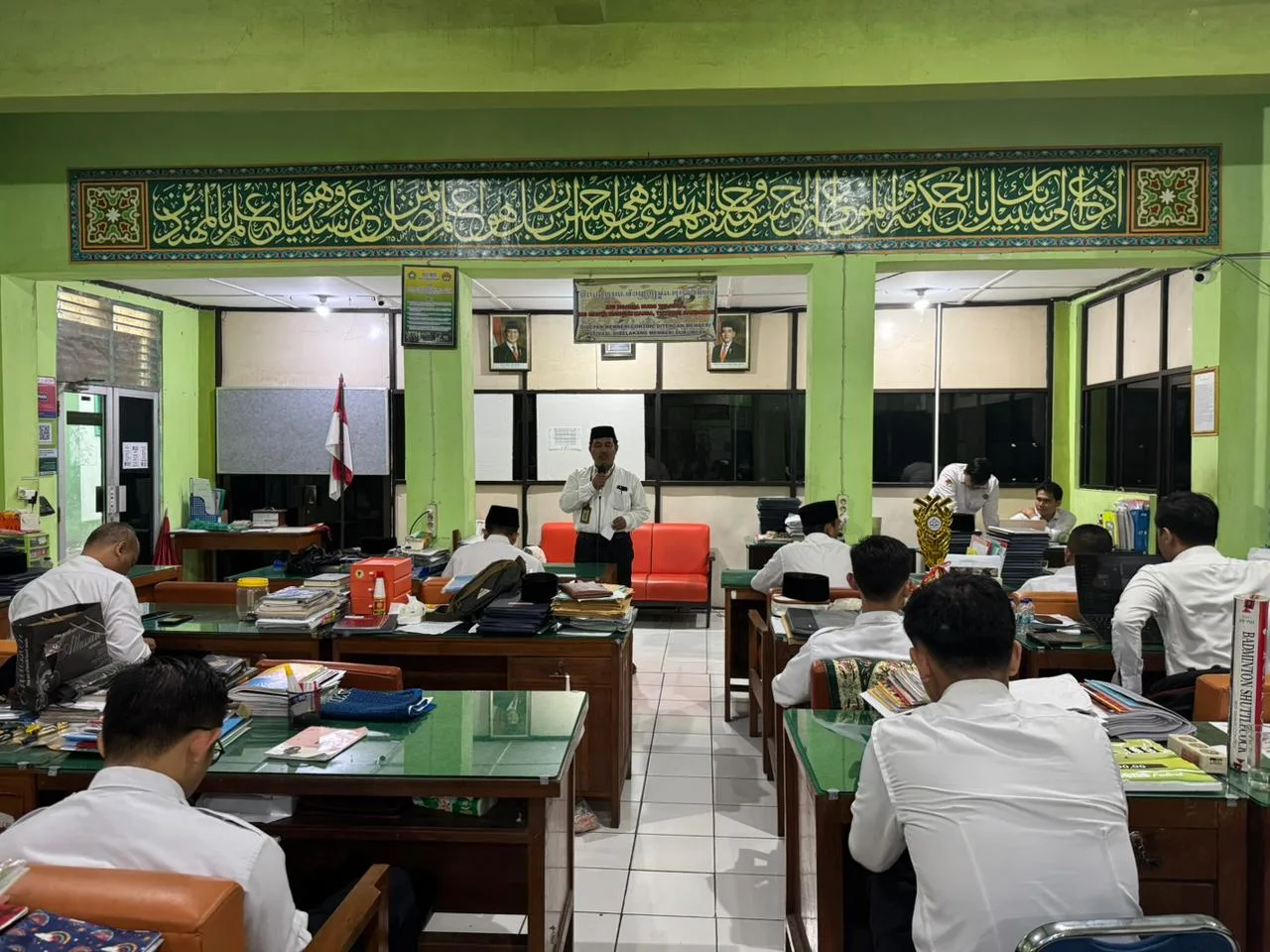 MAN 3 Sleman Adakan Briefing Pagi Bahas Persiapan Finalisasi Rapor