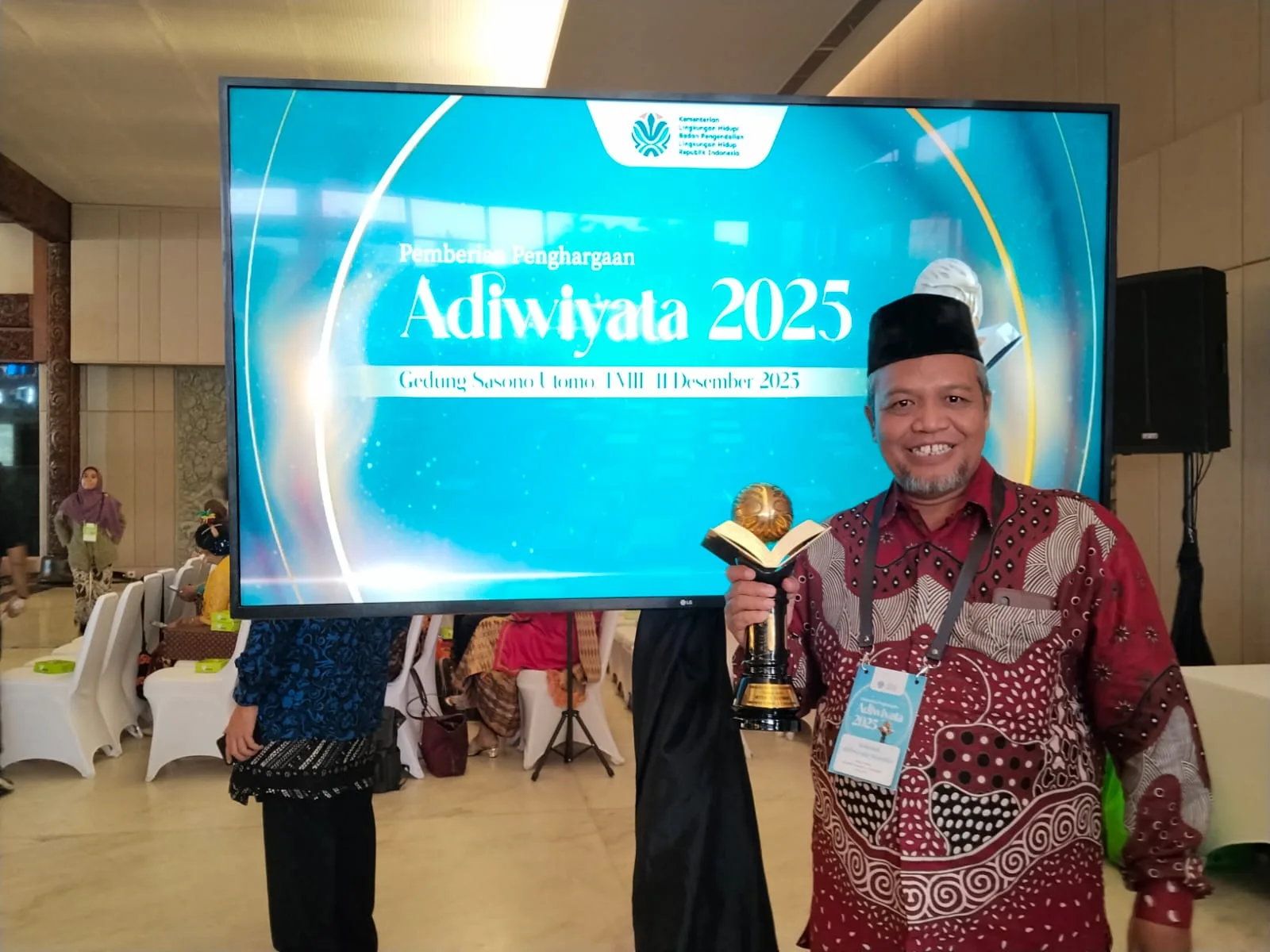 Dari Sleman ke Panggung Nasional: MTsN 1 Sleman Raih Adiwiyata Mandiri 2025