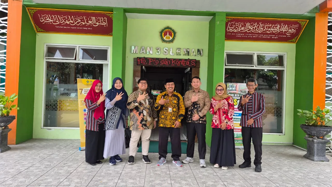 Irjen Kemenag RI Lakukan Monitoring dan Evaluasi Digitalisasi di MAN 3 Sleman