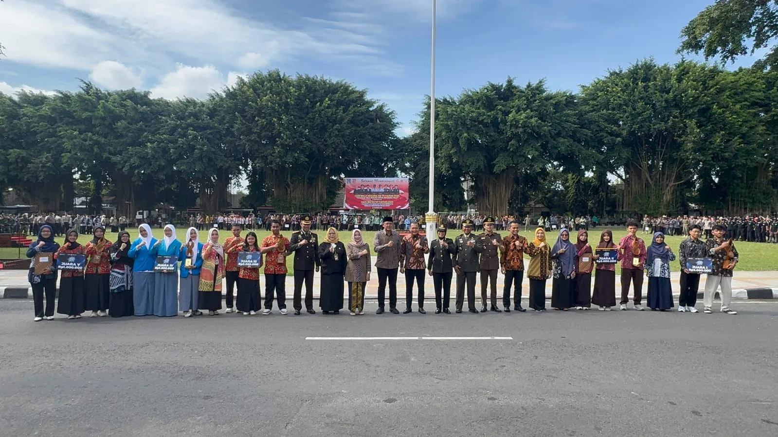 MAN 2 Sleman Raih Juara 4 Digdaya Fest 2025, Penghargaan Diserahkan Pejabat Kabupaten Sleman di Pemda Sleman