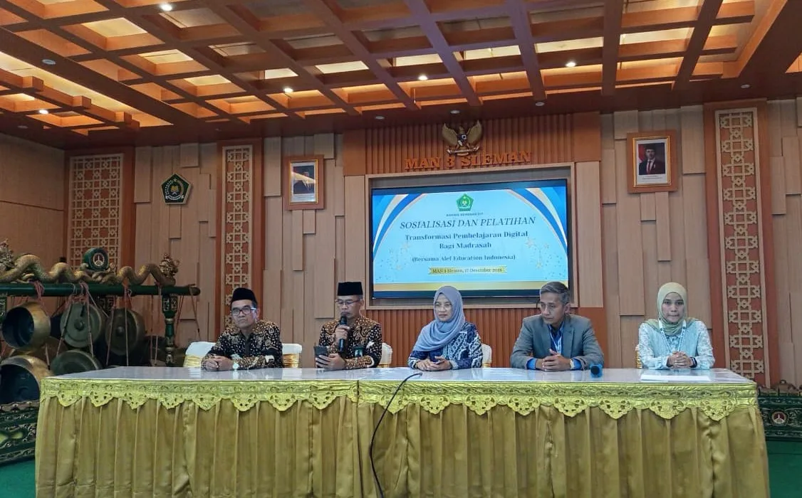 MAN 3 Sleman Jadi Tuan Rumah Sosialisasi dan Pelatihan Transformasi Pembelajaran Digital Bagi Madrasah