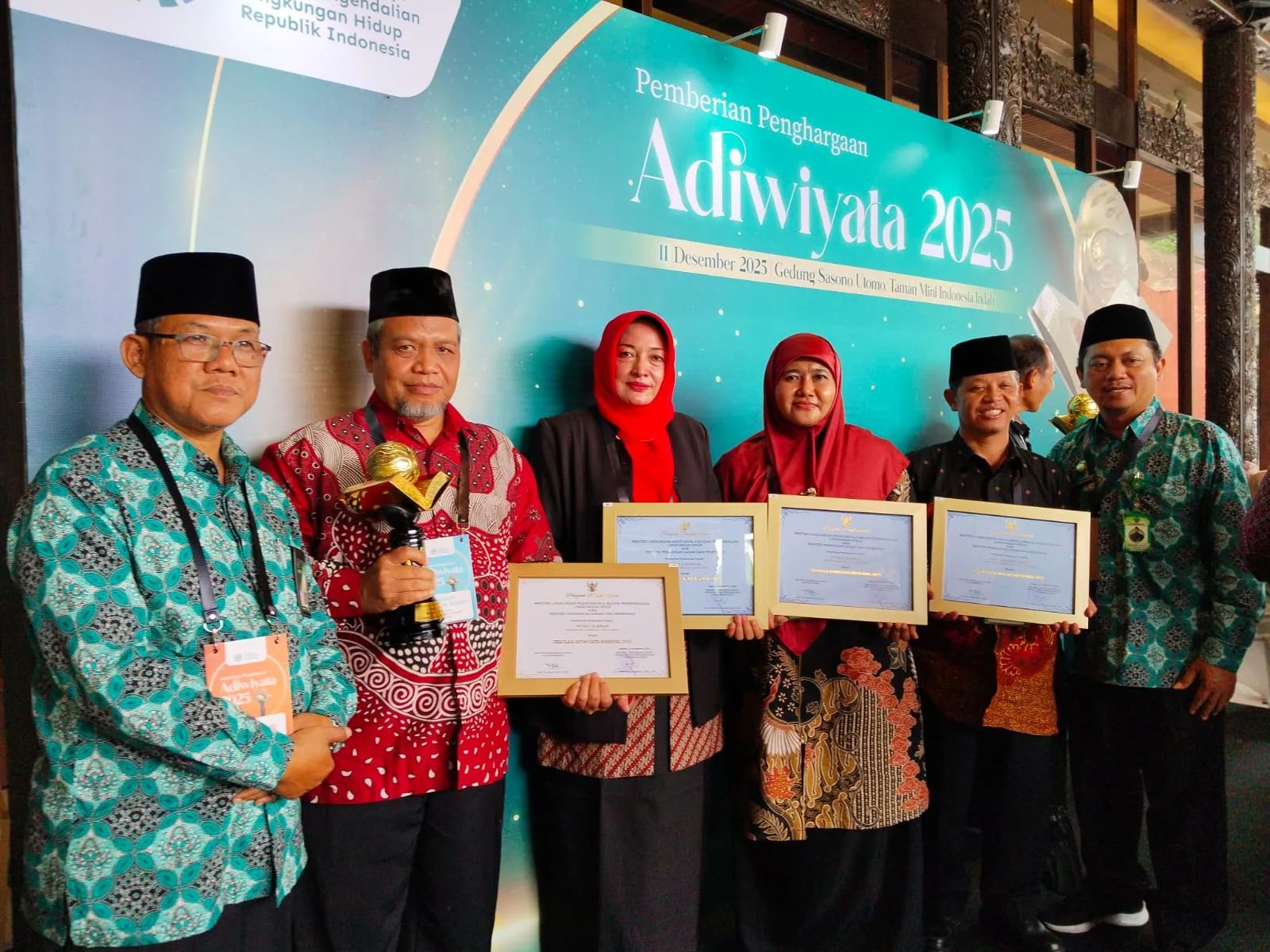 MTsN 9 Sleman Raih Penghargaan Adiwiyata Nasional Tahun 2025