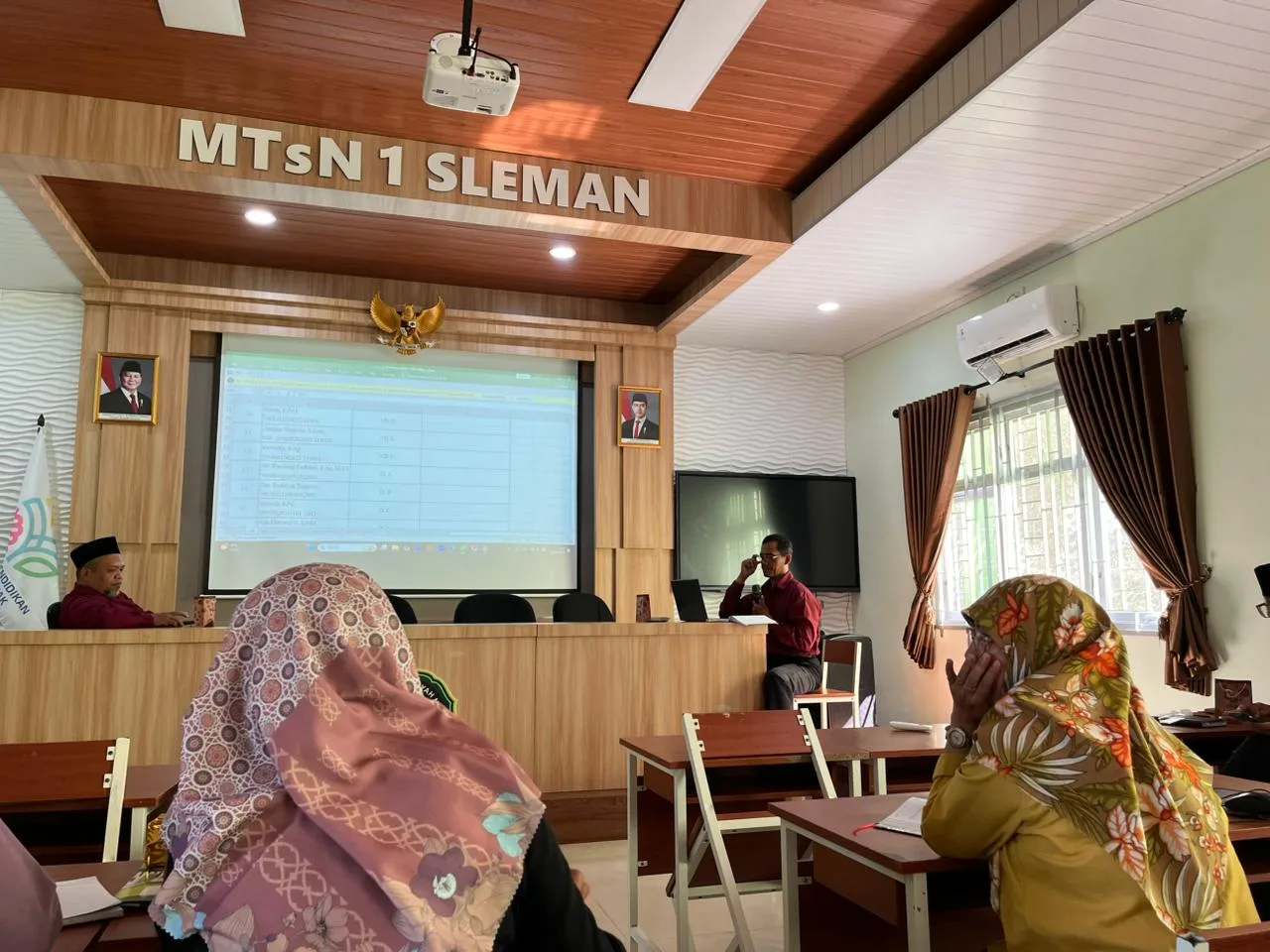 MTsN 1 Sleman Gelar Rapat Dinas Pembagian Tugas Semester Genap 2025/2026
