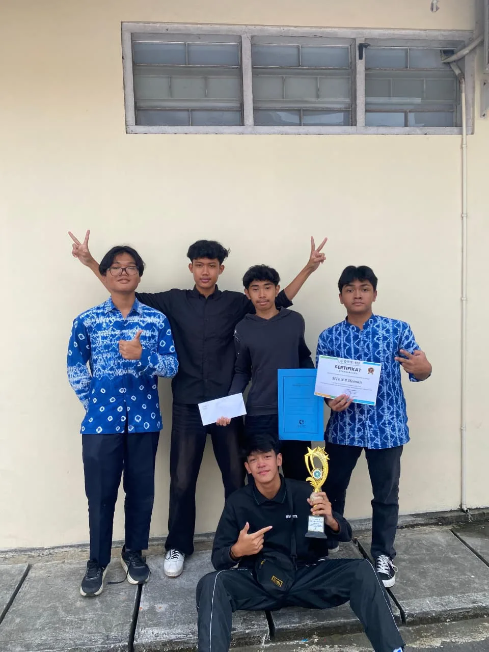 MTsN 8 Sleman Raih Juara 2 Mobile Legends Milad ke-65 SMA Muhammadiyah Prambanan