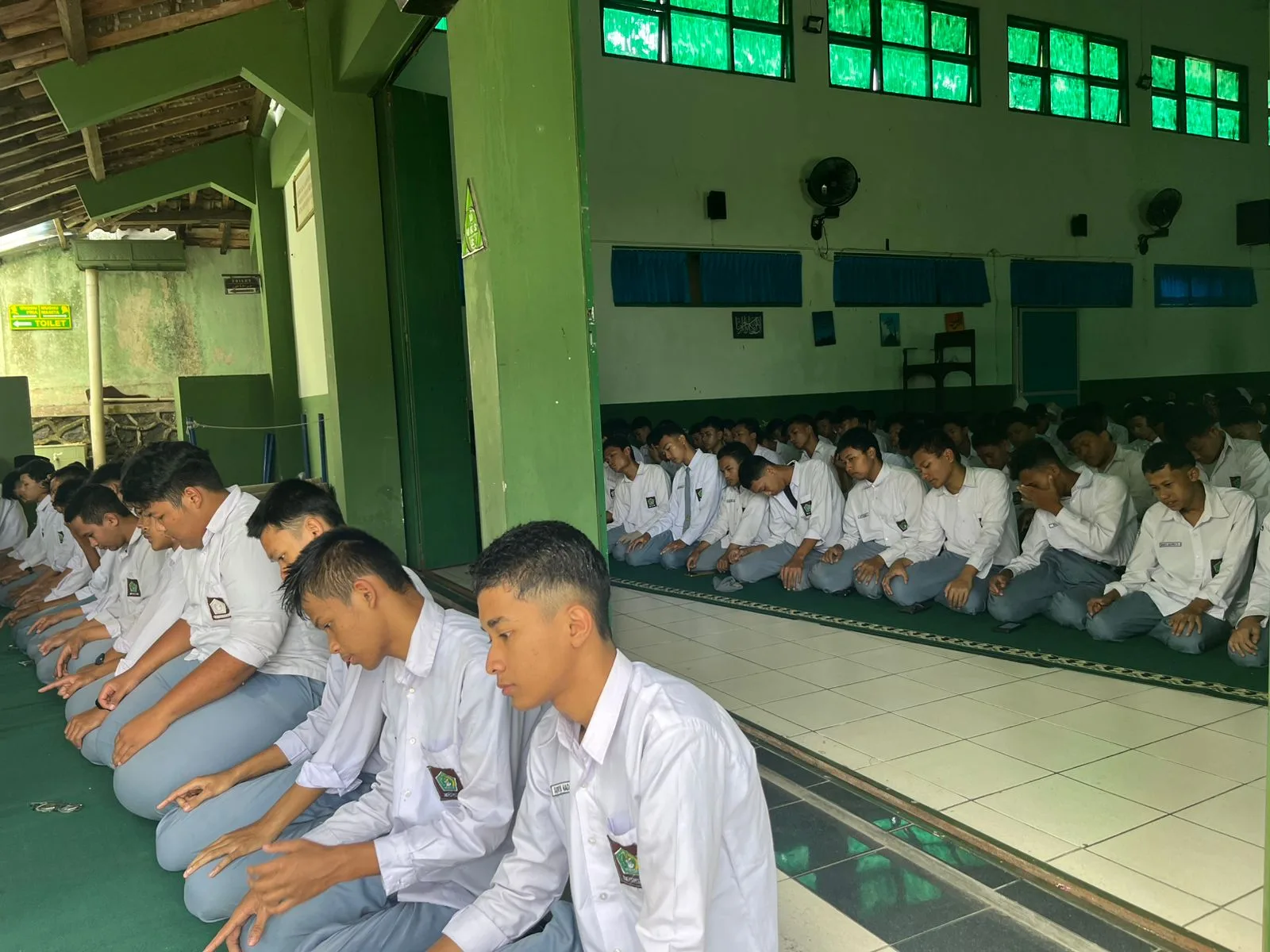 MAN 5 Sleman Awali Jam 0 dengan Salat Dhuha Berjamaah, Tanamkan Karakter Religius Sejak Pagi
