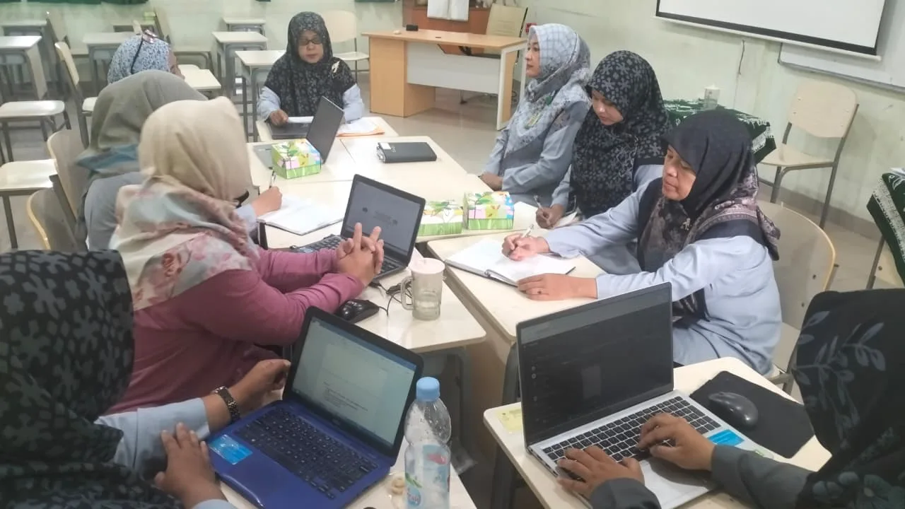 Persiapkan SPMB, Waka Kesiswaan MTsN 9 Sleman Gelar Rapat Tim