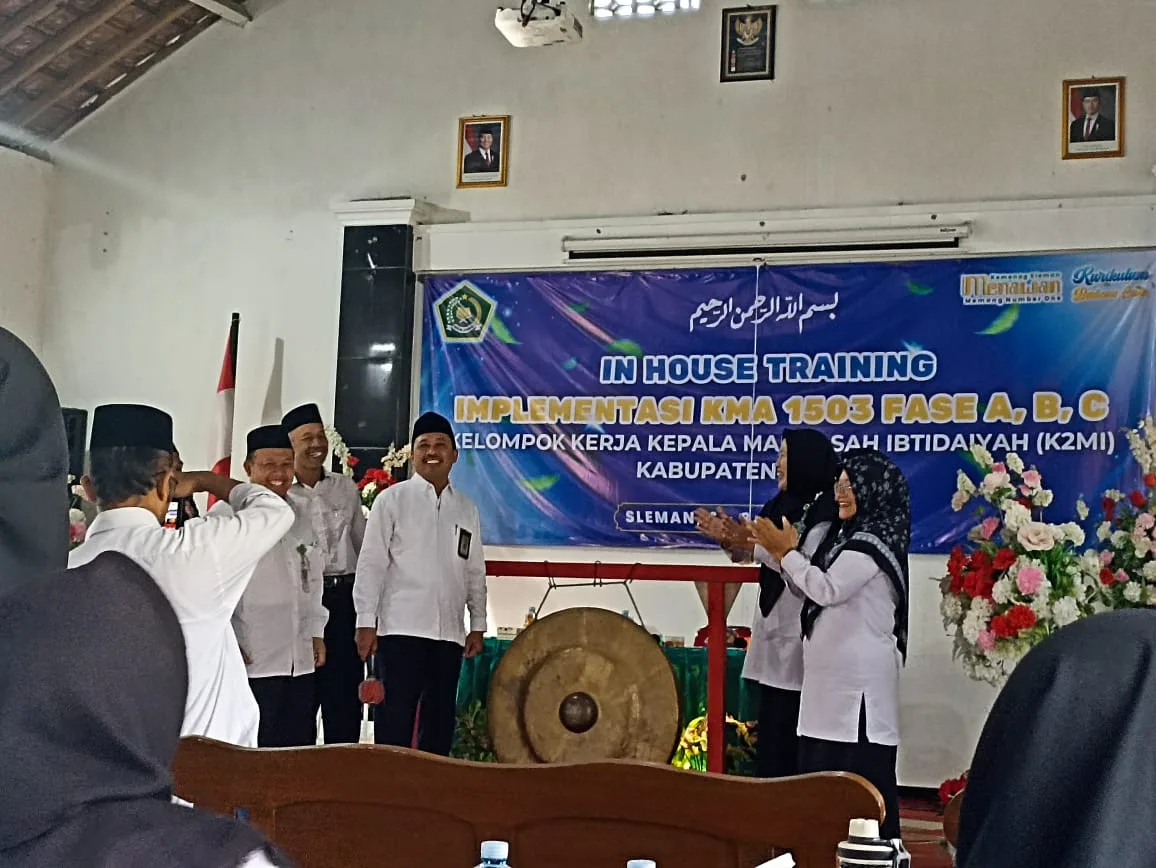 Semangat, Guru Kelas 1 dan 2 MIN 2 Sleman Ikuti In House Training Implementasi KMA 1503
