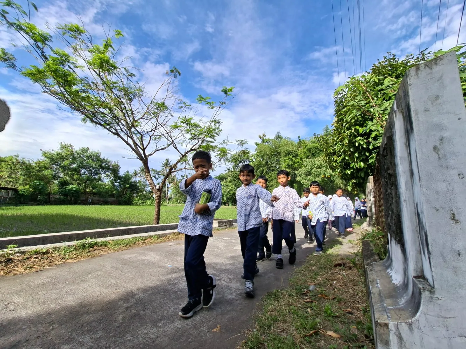 Detektif Alam, Siswa MIN 2 Sleman Menyusuri Alam Sebagai Kegiatan Kokurikuler Jum’at Sigap
