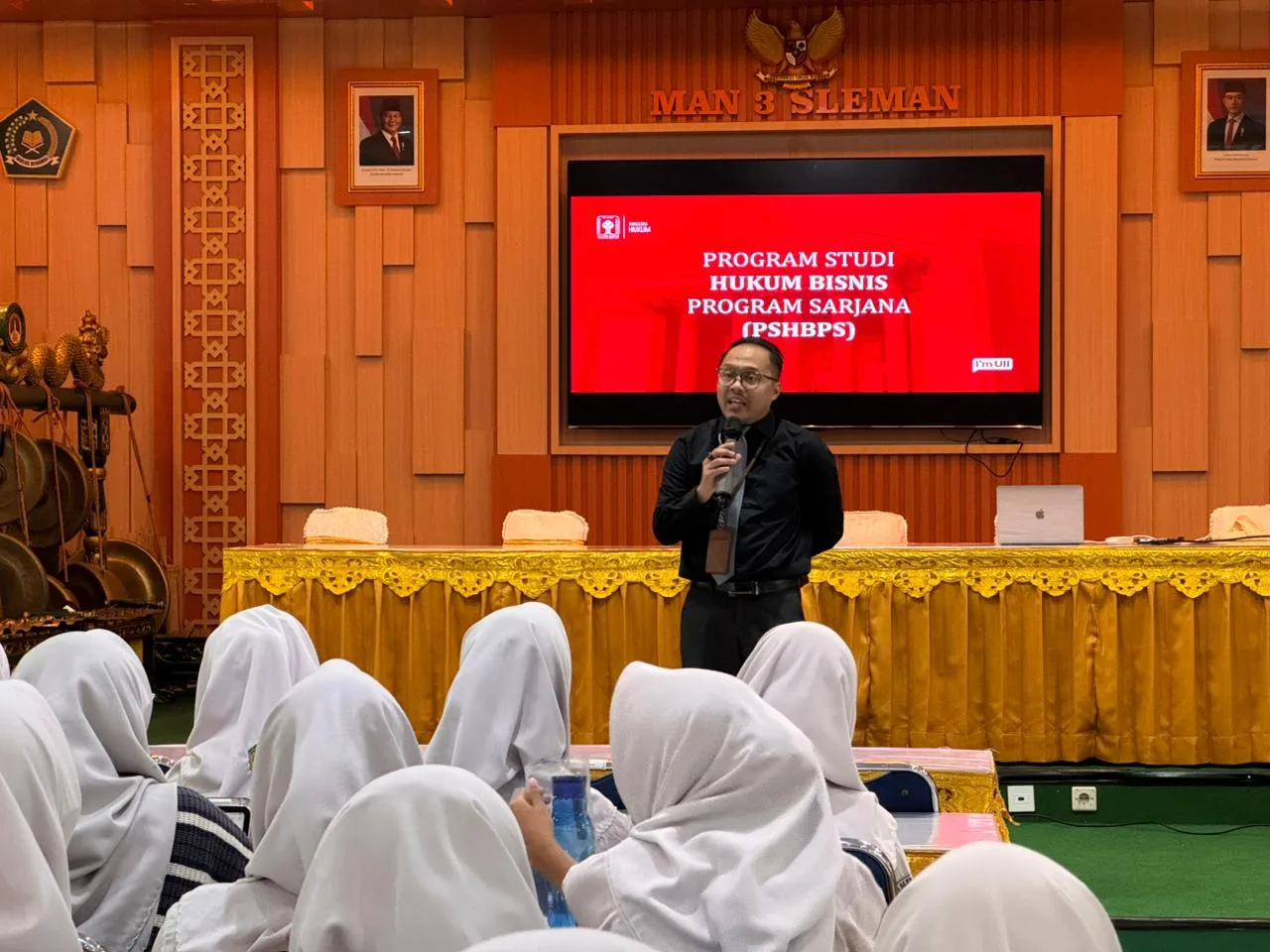 Asah Logika Berpikir dan Kenali Prospek Karier, Fakultas Hukum UII Hadir di Edufair #8 MAN 3 Sleman