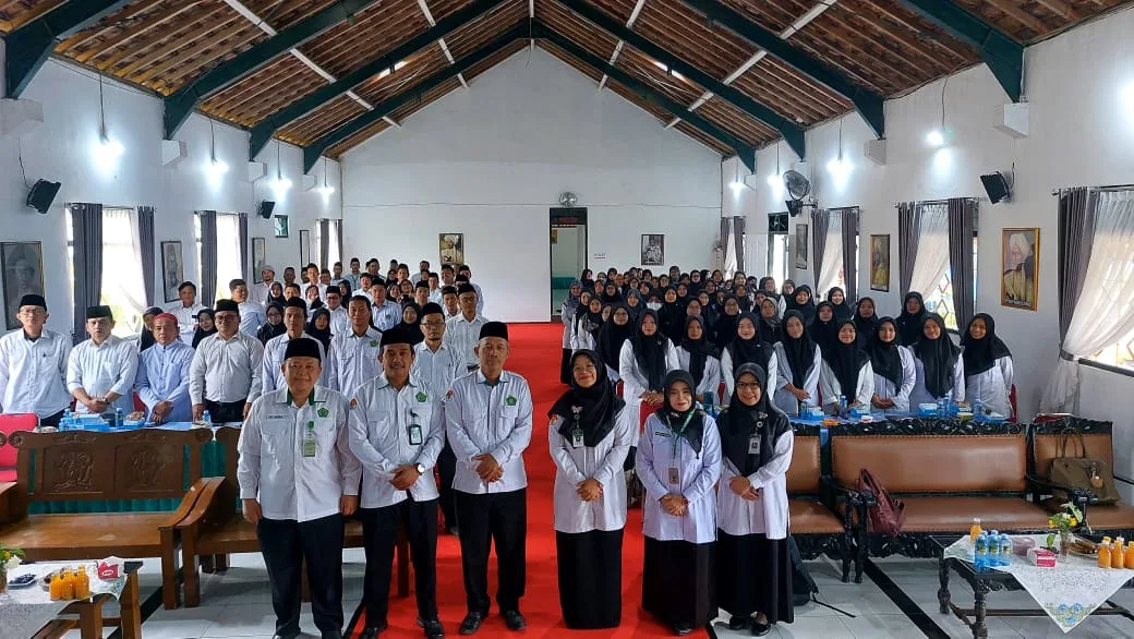 “Guru MIN 1 Sleman Tingkatkan Kompetensi melalui IHT Implementasi KMA 1503”