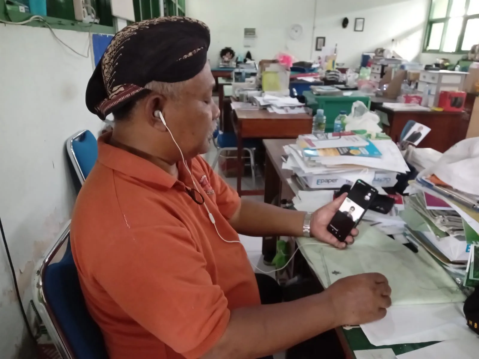 Guru PJOK MTsN 8 Sleman Ikuti Webinar “Penjaskes Asik untuk Gen Z dan Gen Alpha”
