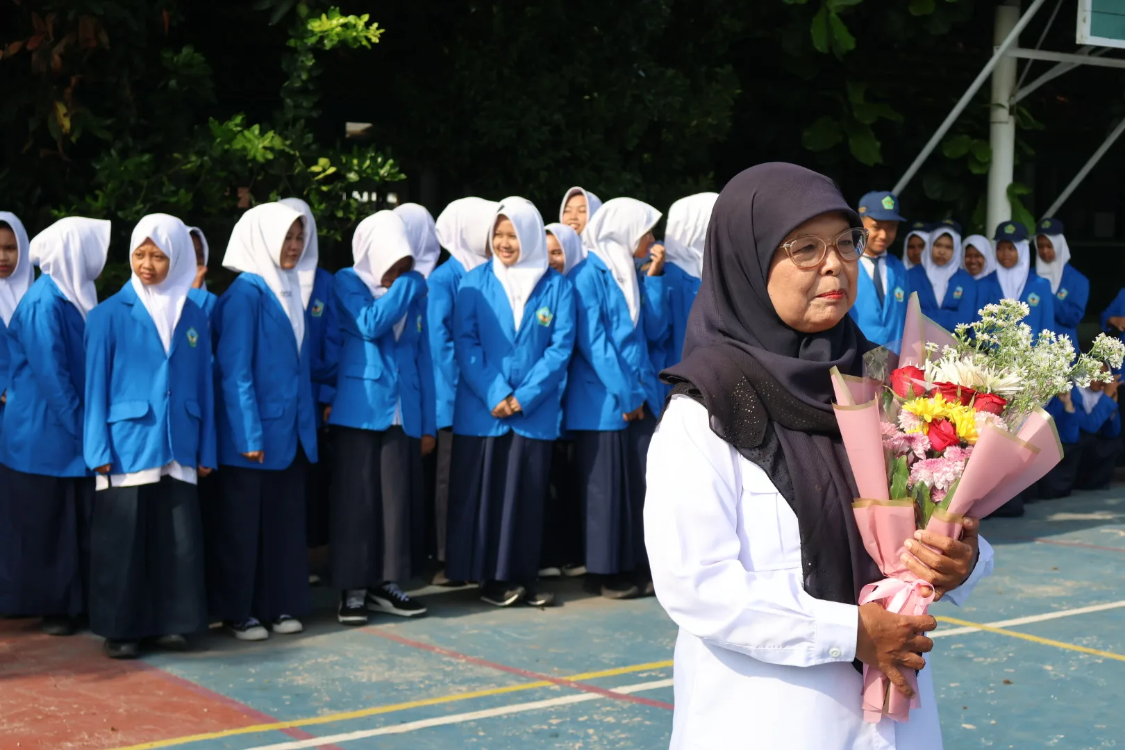 Mengabdi dengan Ketulusan, Dra. Sri Handayani, S.Pd. Purna Tugas dari MTsN 8 Sleman