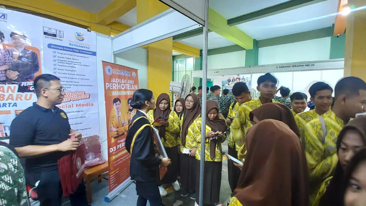 Perluas Wawasan Studi Lanjut, MAN 5 Sleman Hadiri Mayoga Education Fair