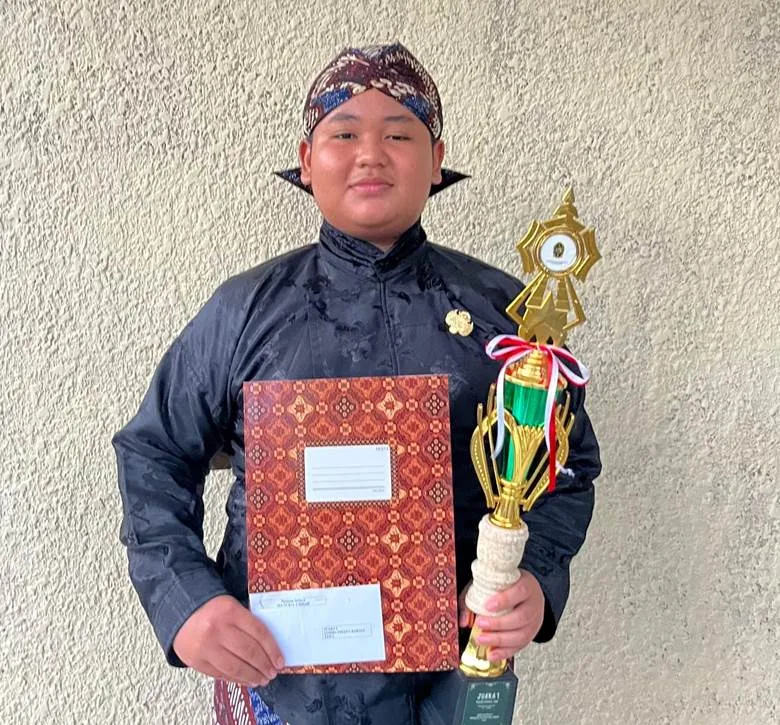 Sabet Juara 1 di Manu #6 Competition, Murid MTsN 10 Sleman Syiarkan Moderasi Beragama lewat Pidato Bahasa Jawa