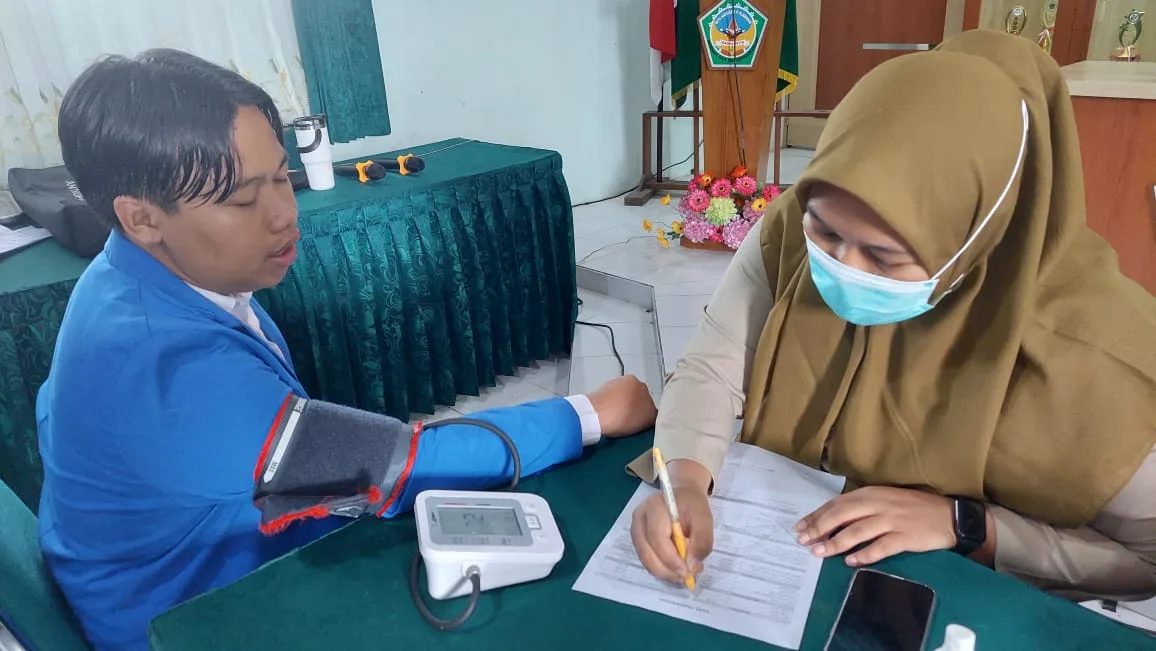 Skrining Kesehatan Siswa Kelas IX, Puskesmas Prambanan Kembali Hadir di MTsN 8 Sleman
