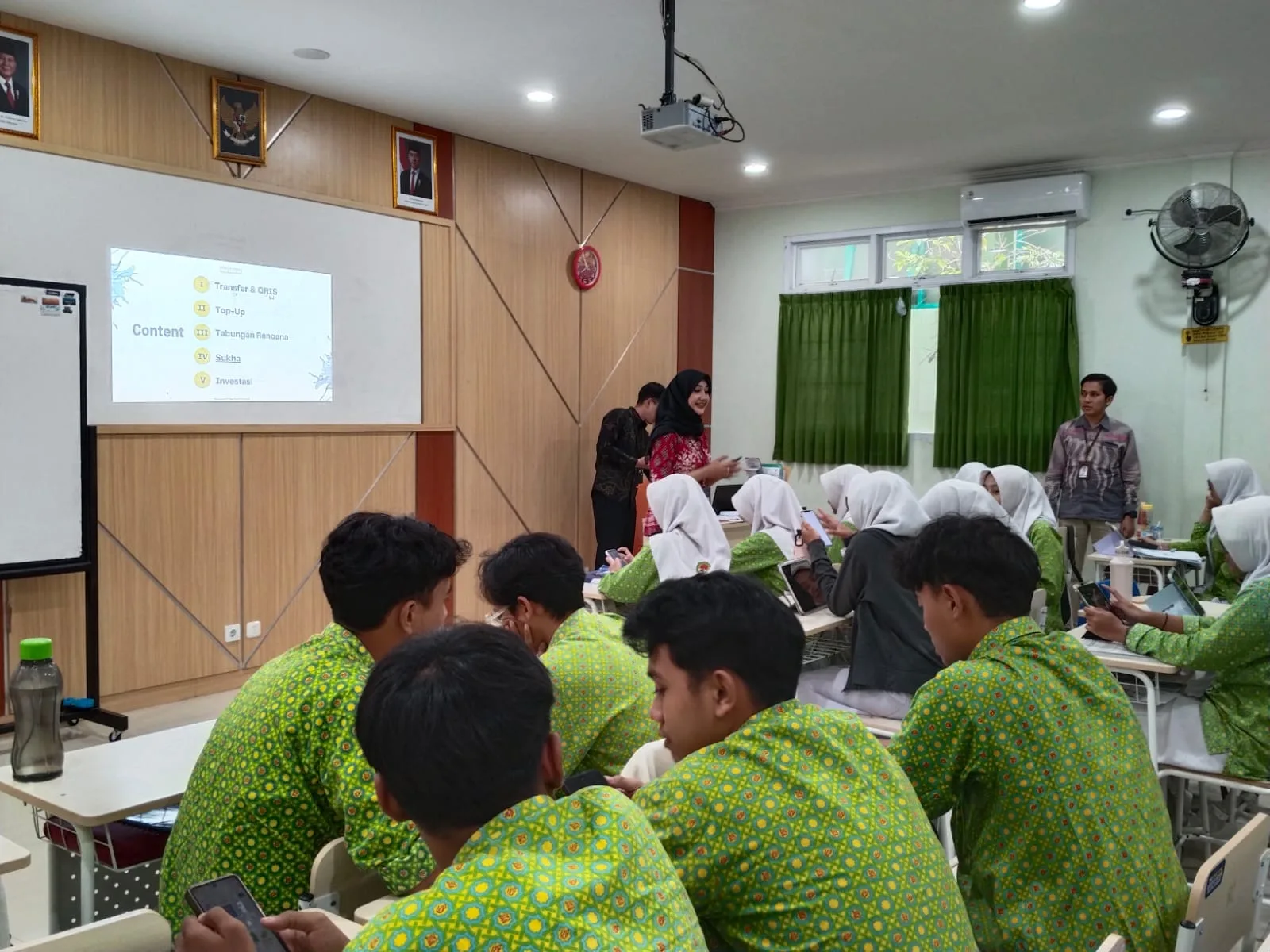 Cerdas Kelola Uang, Bank Mandiri Edukasi Siswa MAN 3 Sleman