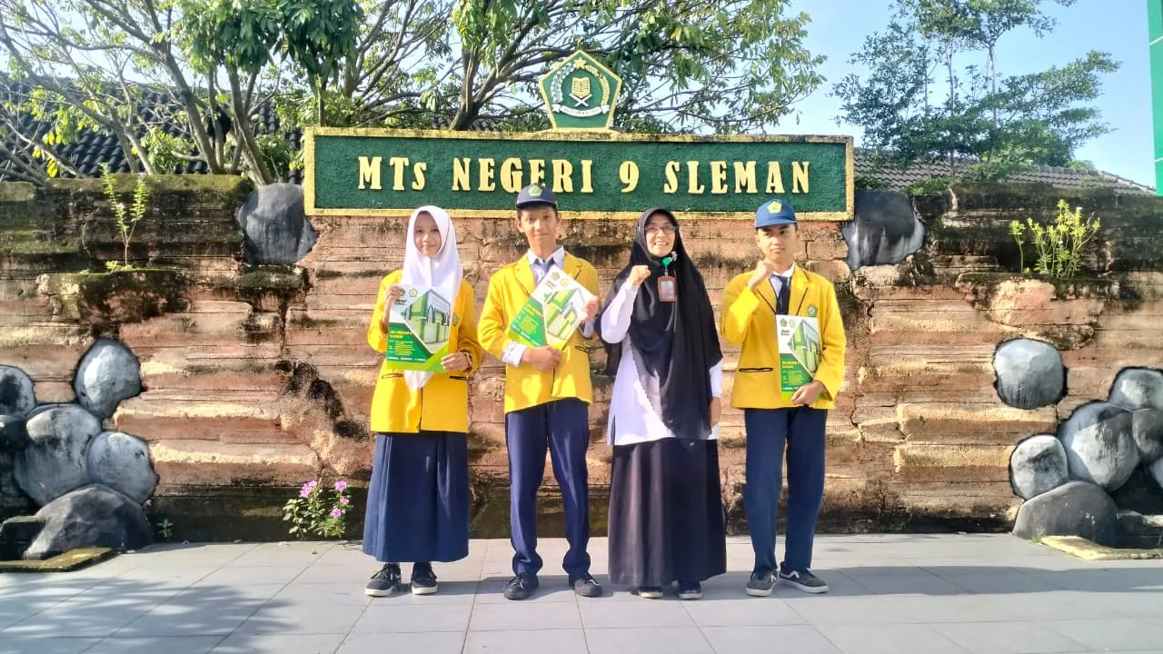 MTsN 9 Sleman Berikan Reward kepada Tiga Siswa Peraih Nilai Tertinggi PPTKA–TKAD Tahap II Kabupaten Sleman