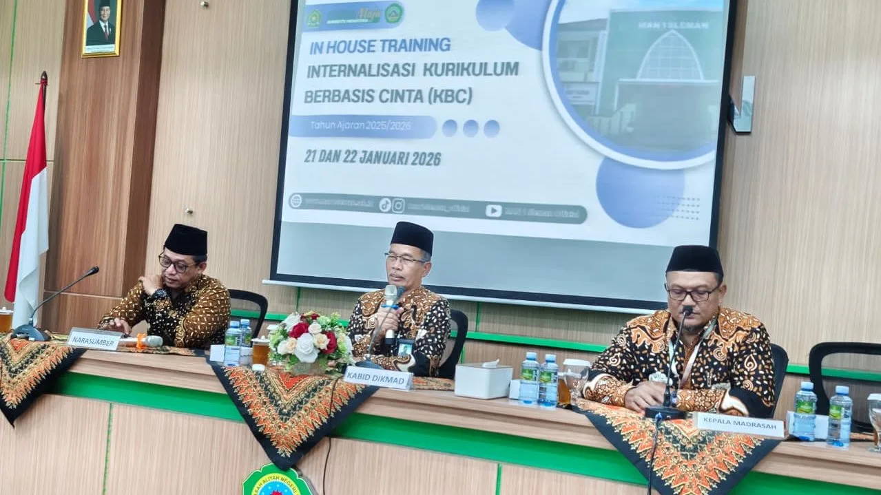 Penguatan Kurikulum Berbasis Cinta melalui In House Training di MAN 1 Sleman