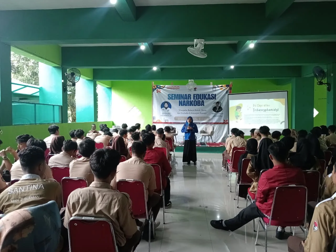 Kerjasama dengan BNN Sleman, Santina MAN 2 Sleman Adakan Sosialisasi Bahaya Narkoba