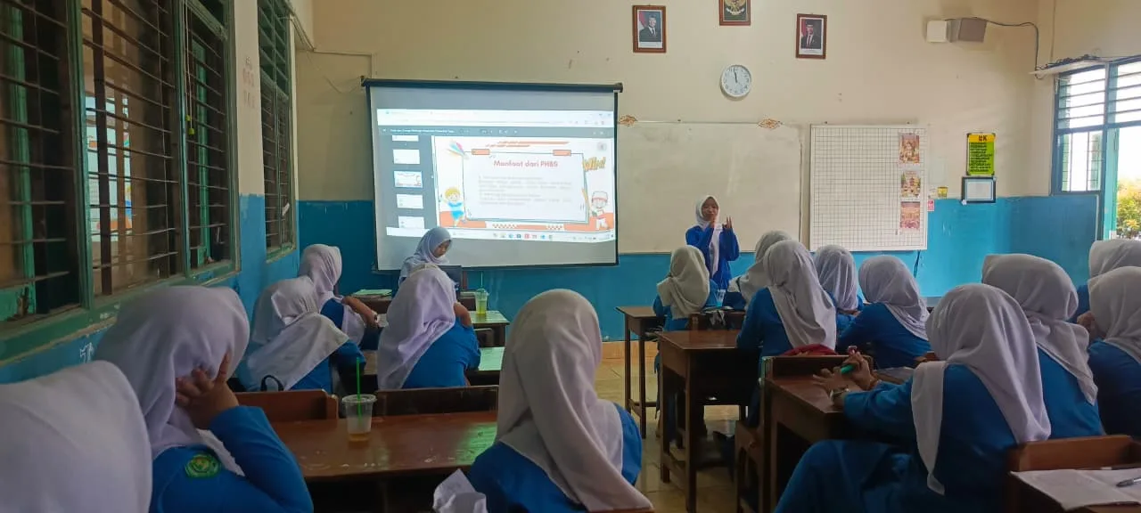 MTsN 7 Sleman Bersama SMK Kesehatan Binatama Edukasi Murid Tentang Pentingnya PHBS