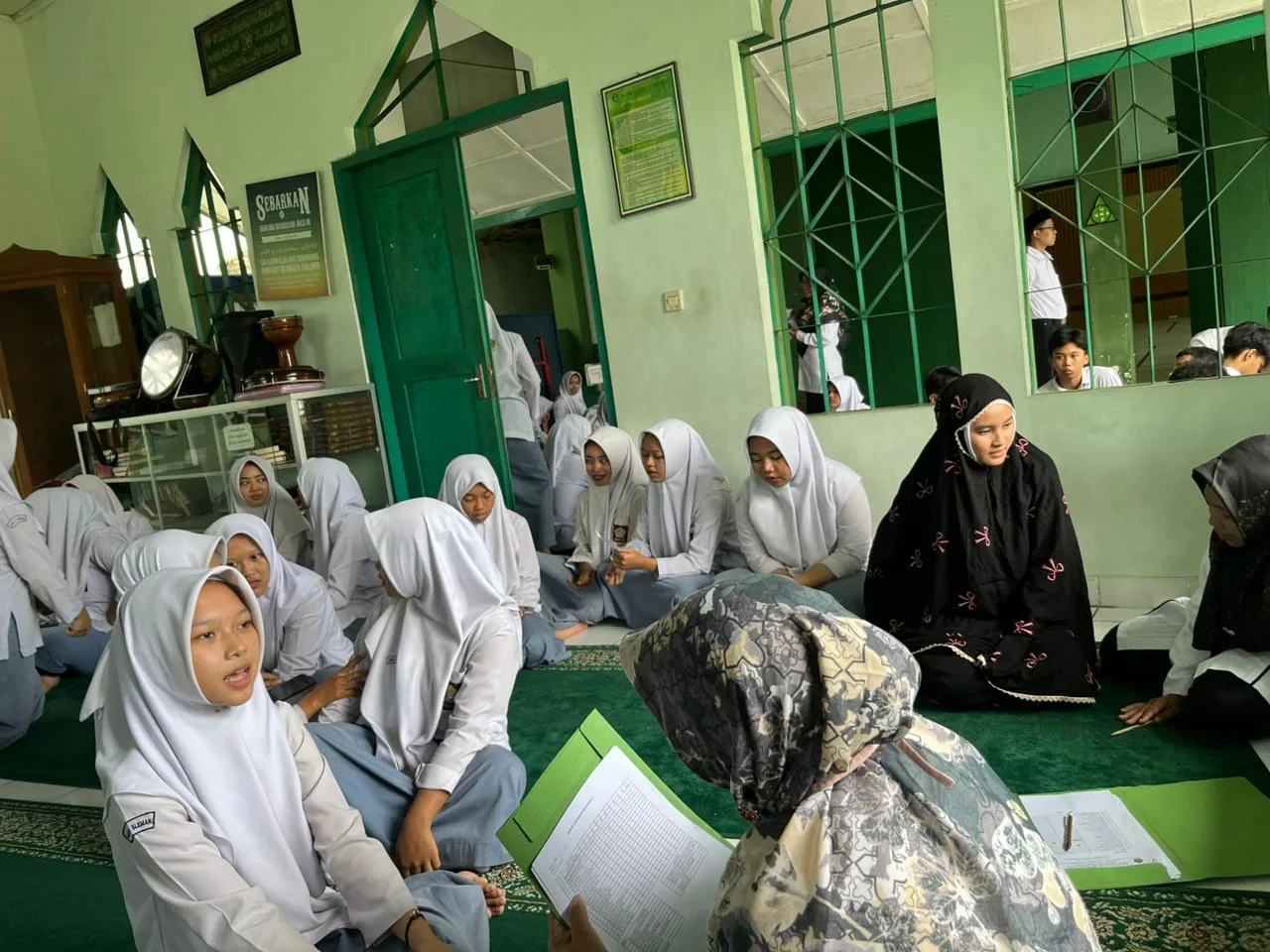 Ujian Praktik Keagamaan Kelas XII MAN 5 Sleman Uji Pemahaman Wudhu dan Salat