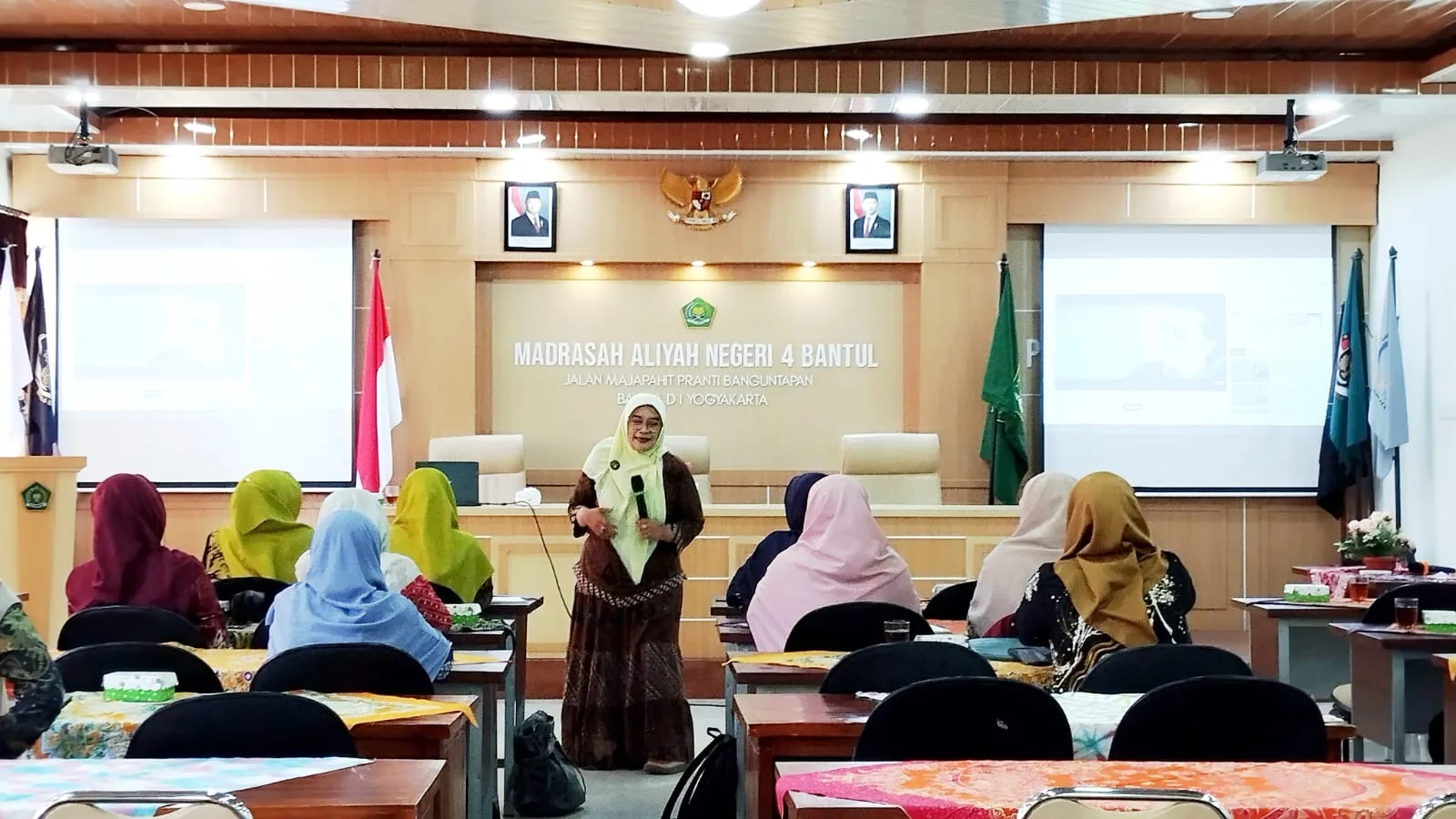 Guru Biologi MAN 5 Sleman Perkuat Kompetensi Melalui MGMP Biologi MA DIY Berbasis Kurikulum Cinta