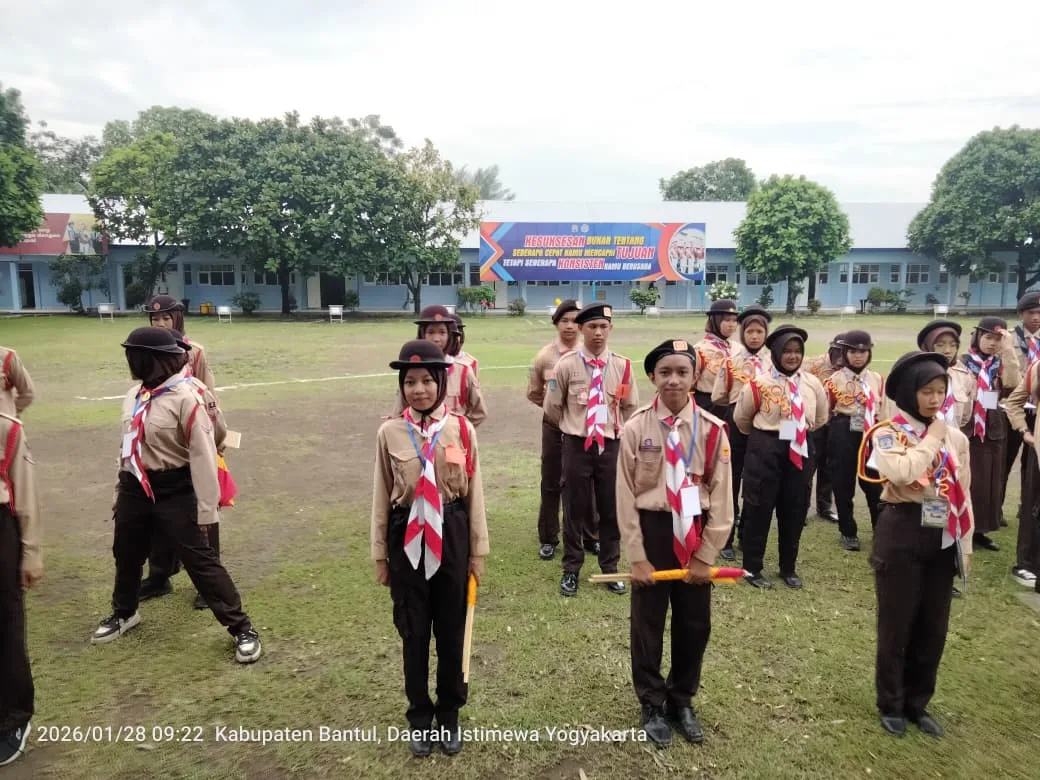 Pramuka Penggalang MTsN 9 Sleman Antusias Tunjukkan Kecakapan Komunikasi Lapangan dalam Scout Skill Challenge 2026
