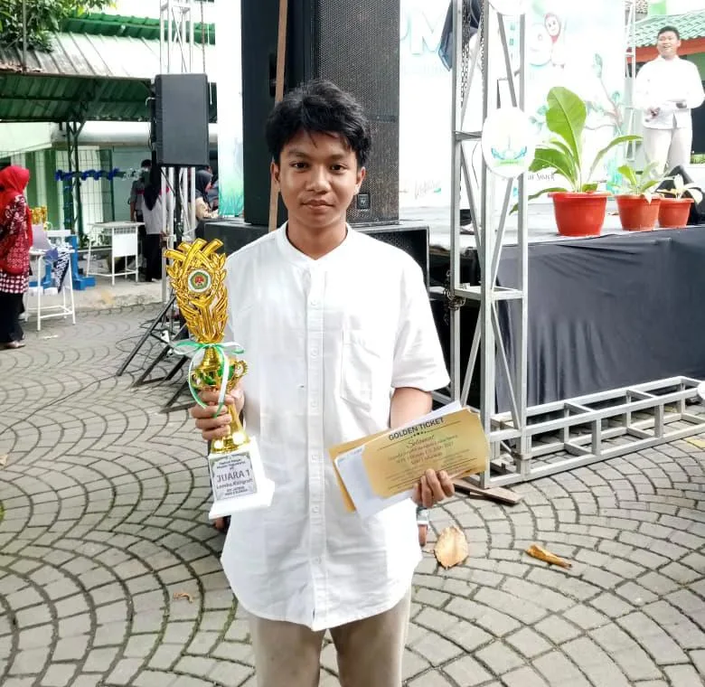 Siswa MTsN 10 Sleman – Muhammad Raihan  Juara 1 Kaligrafi FPMY #9 ,  Amankan Golden Ticket MAN 3 Sleman