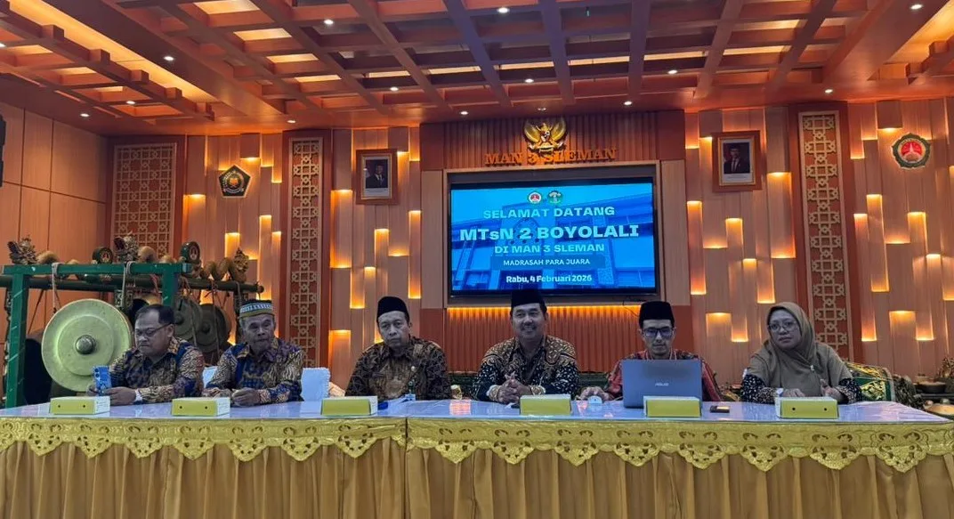 Gali Program Unggulan dan Prestasi, MTsN 2 Boyolali Sambangi MAN 3 Sleman
