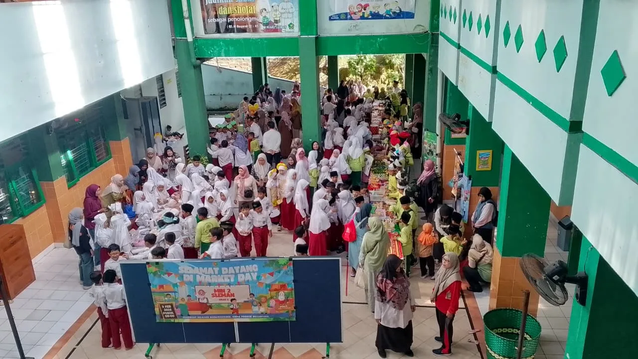 Market Day Kelas 3 MIN 2 Sleman: Wujud Pembelajaran Terpadu yang Kreatif dan Berkarakter