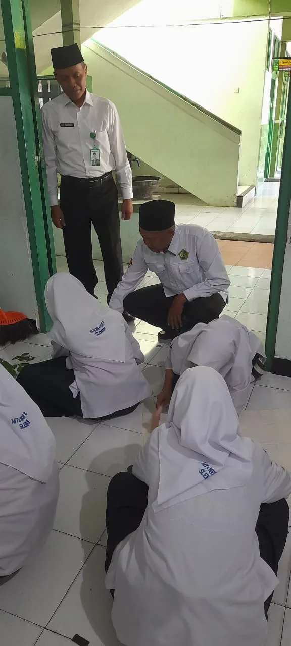 MTsN 8 Sleman Terima Kunjungan Pengawasan dan Pembinaan dari Dr. Girmono, S.Ag., M.A.