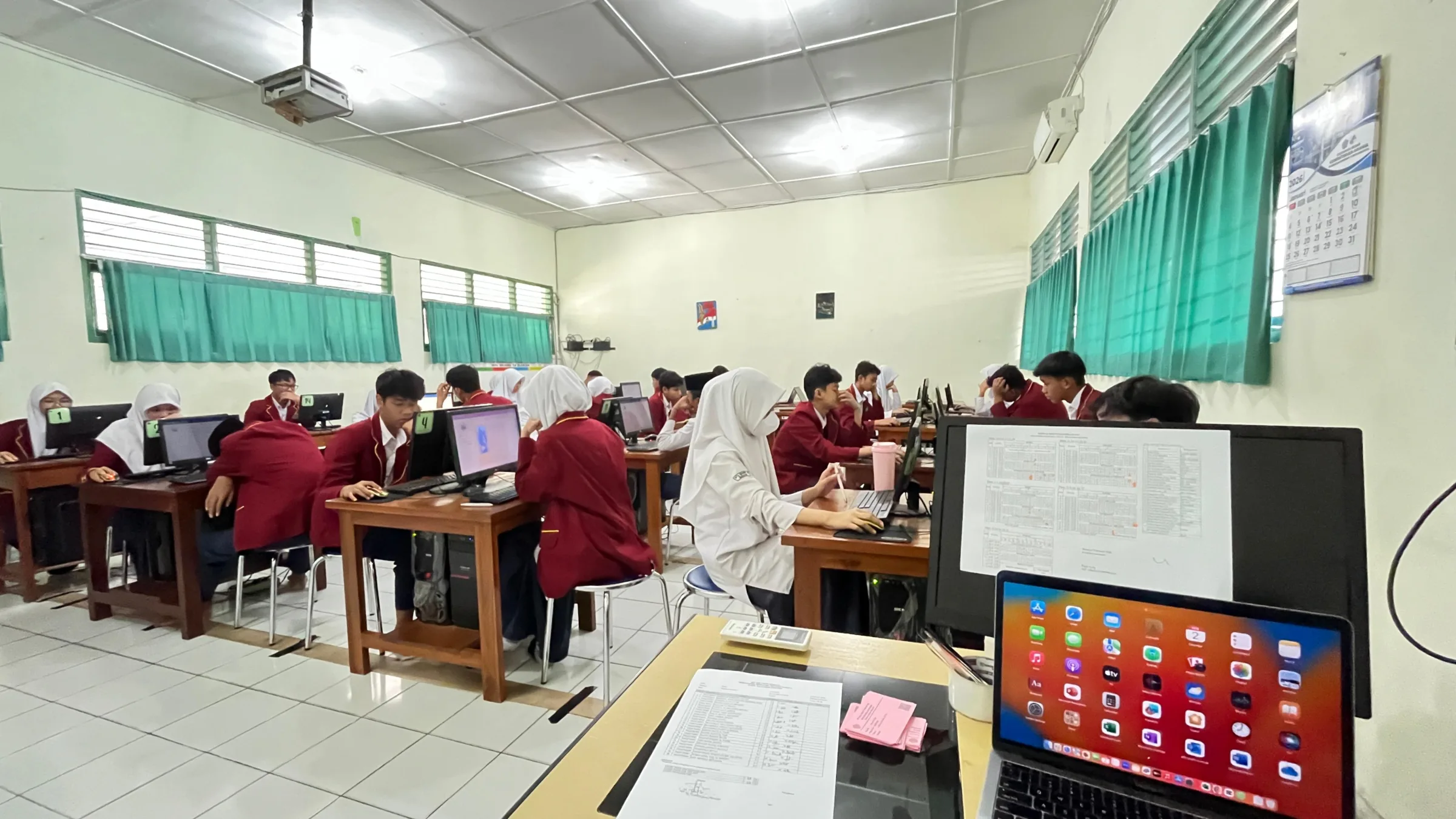 Pemantapan Persiapan TKA-TKAD DIY, Hari Pertama MTsN 10 Sleman Berjalan Lancar