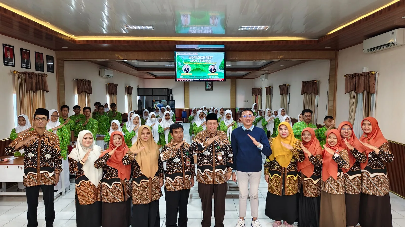 Tak Harus Rumit: Workshop Riset MAN 2 Sleman Ajarkan Cara Menemukan Ide Penelitian