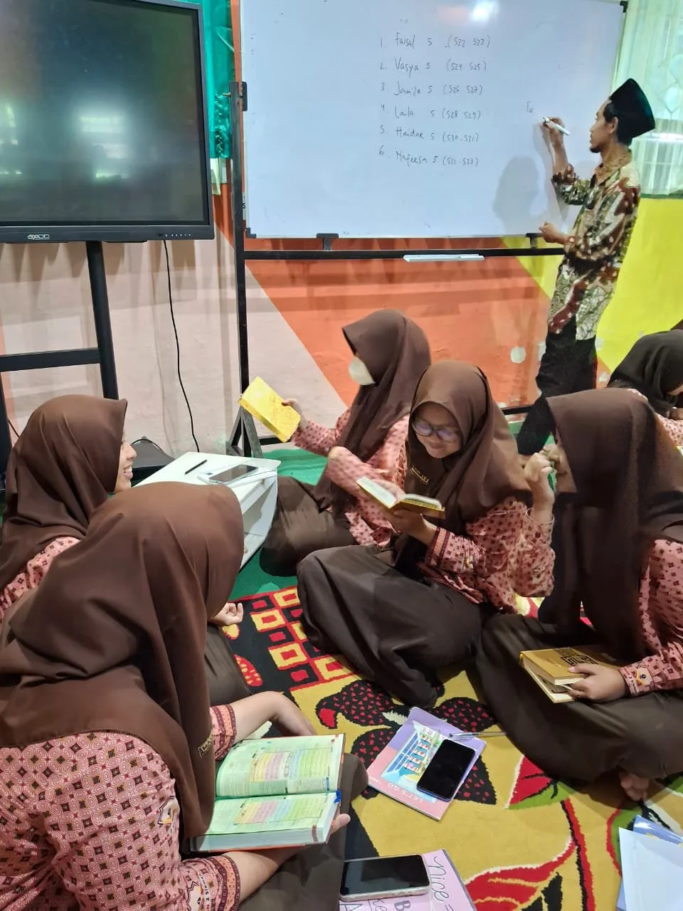 Pembelajaran Tahfidz Berbasis Literasi Al-Qur’an Digelar di Perpustakaan Bahrul Ilmi MAN 2 Sleman