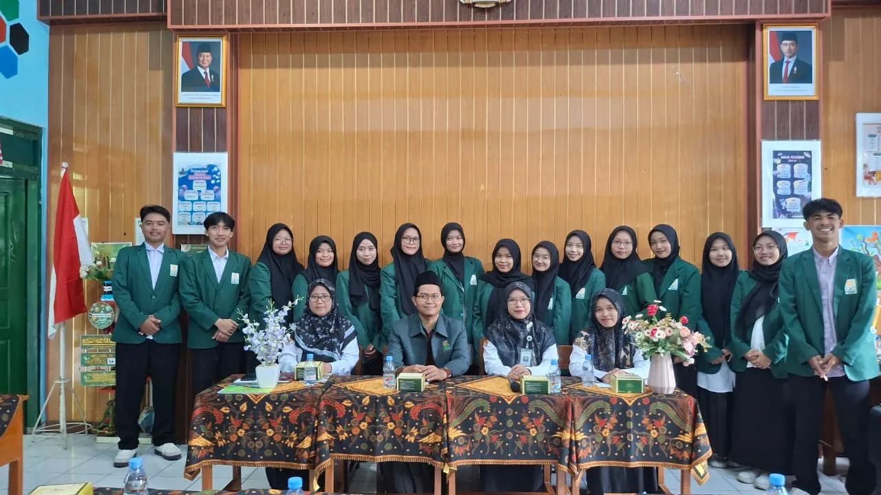 Perkuat Sinergi Akademik, MIN 1 Sleman Sambut 14 Mahasiswa PPL UIN Sunan Kalijaga
