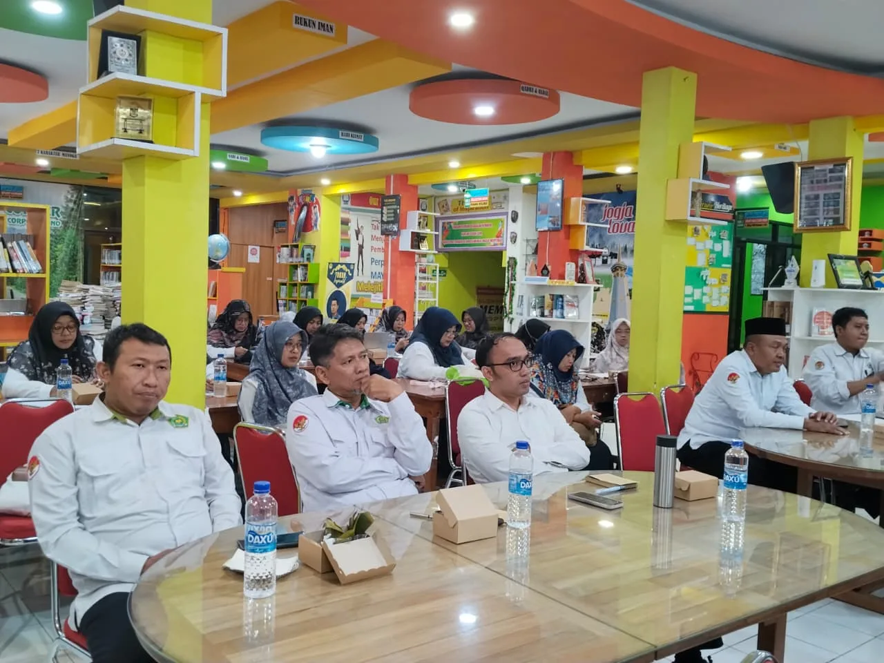 Guru MAN 5 Sleman Ikuti MGMP Sejarah, Perdalam Modul Ajar Kurikulum Berbasis Cinta