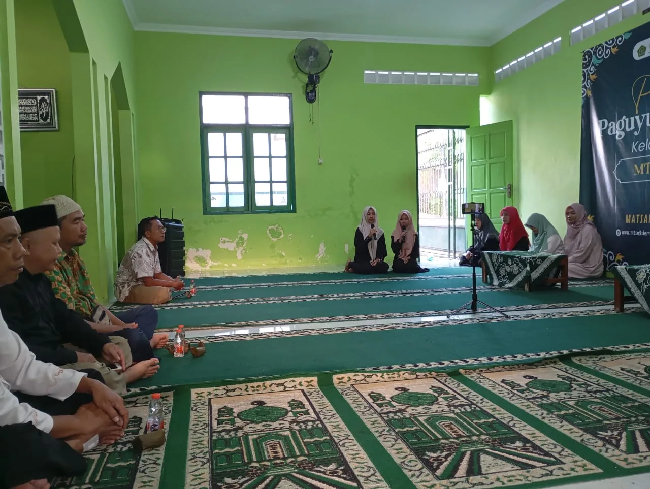 Siswa MTsN 9 Sleman Tampilkan Hafalan Al-Qur’an dalam Pengajian Paguyuban Orang Tua