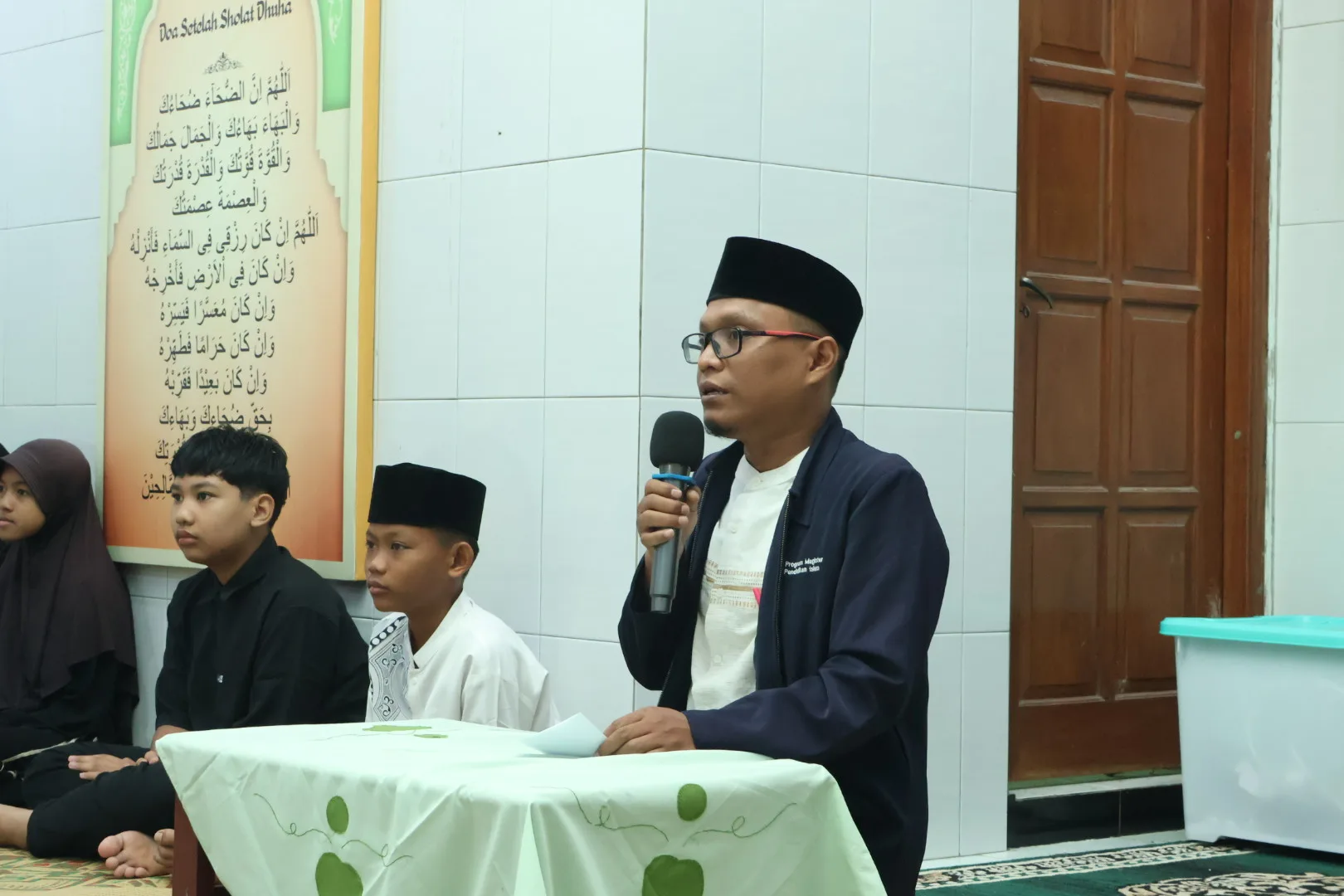 Waka Kurikulum MTsN 8 Sleman Sosialisasikan Program Madrasah dalam Pengajian Ahad Legi