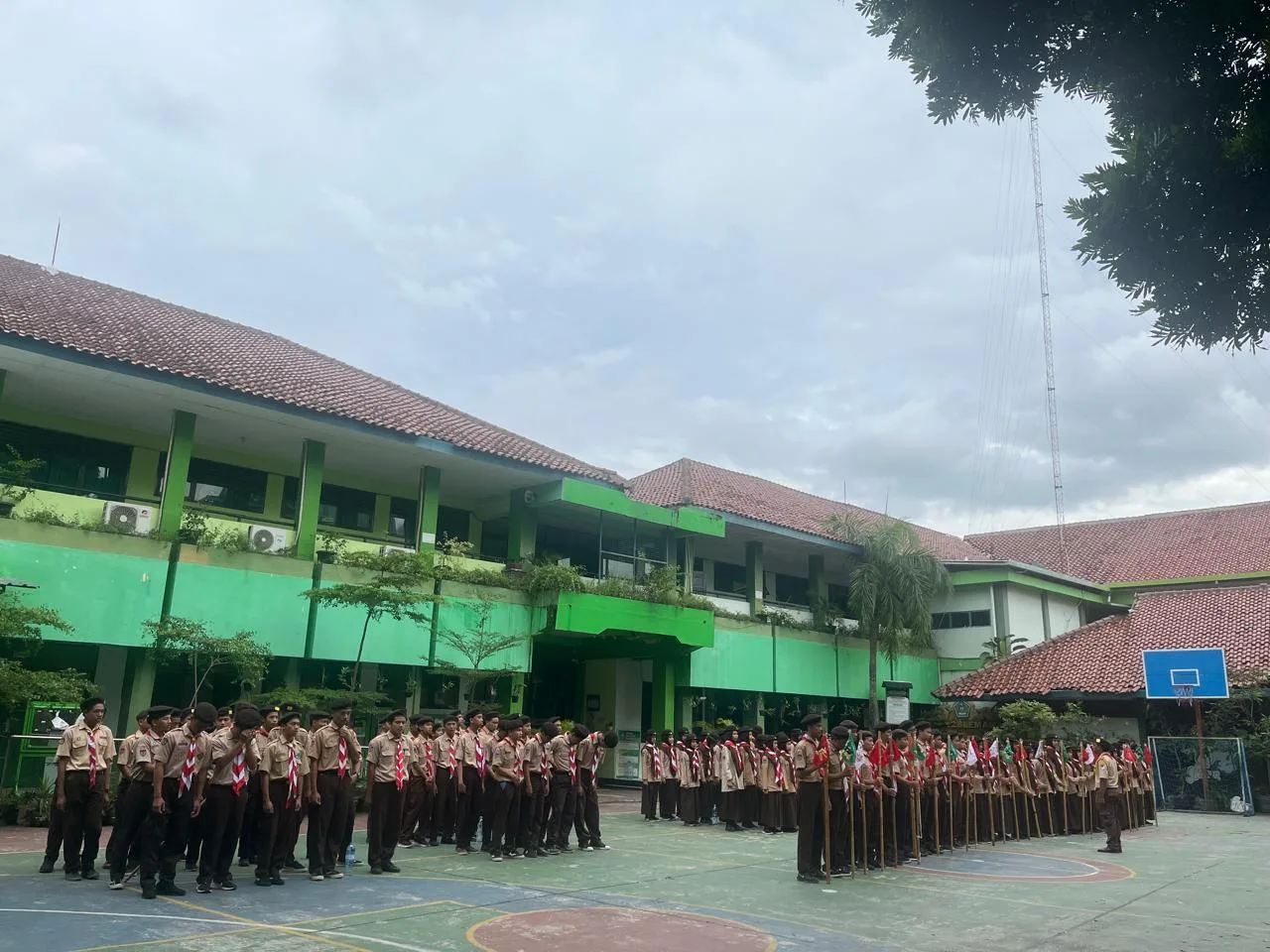 Pramuka MAN 2 Sleman Gelar Latihan PBB Dasar Bersama Tonti Paskadimukti