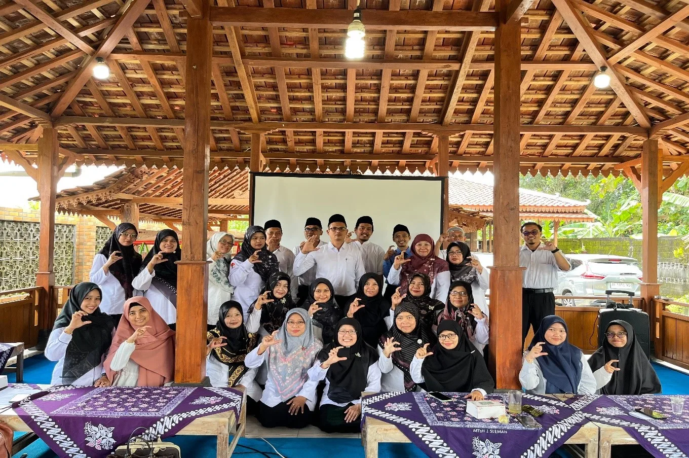 Guru-Guru BK MTs Kab Sleman Antusias Ikuti Workshop Kurikulum Berbasis Cinta
