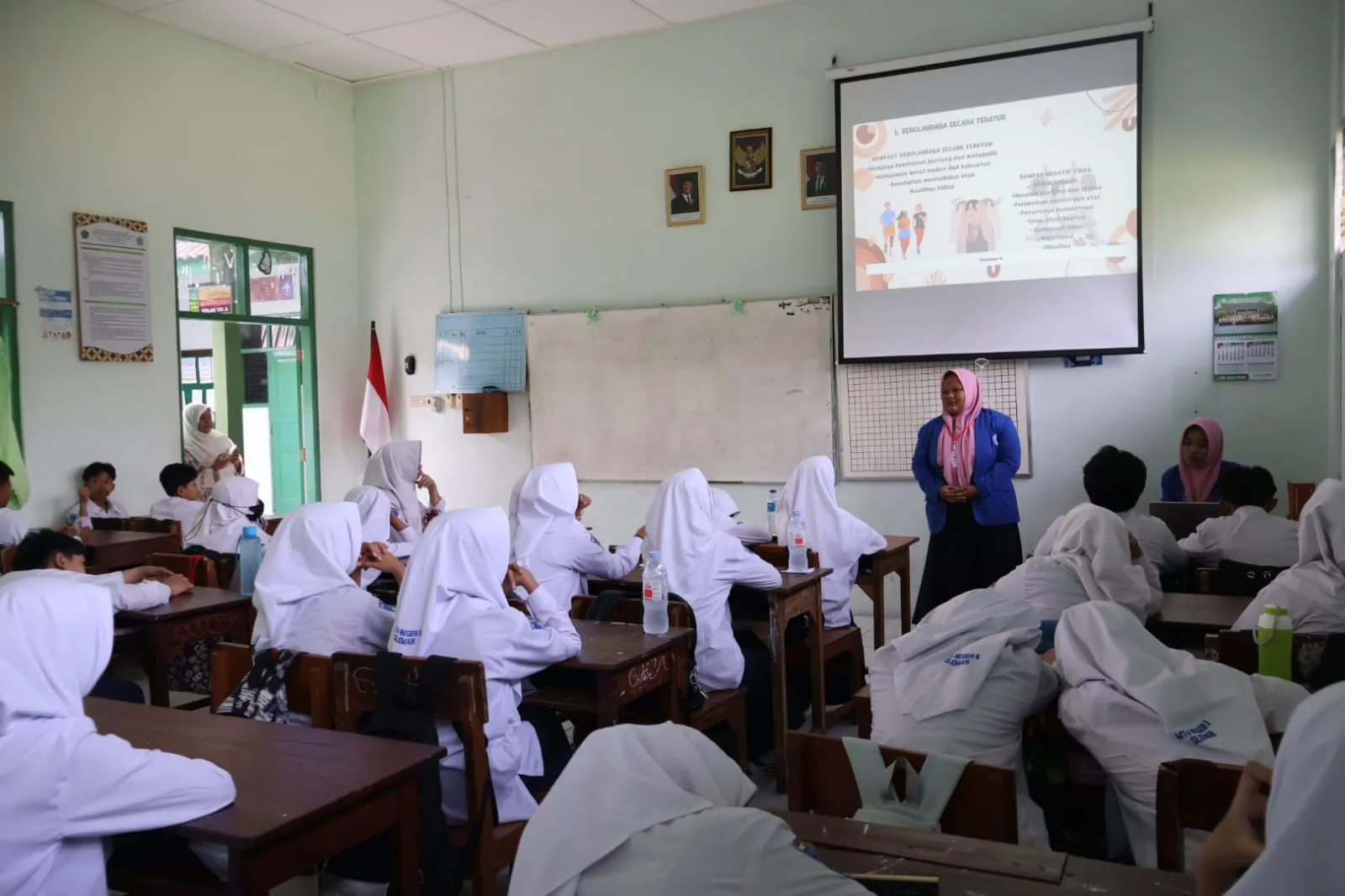 SMK Amanah Husada Gelar Sosialisasi Kesehatan di MTsN 8 Sleman