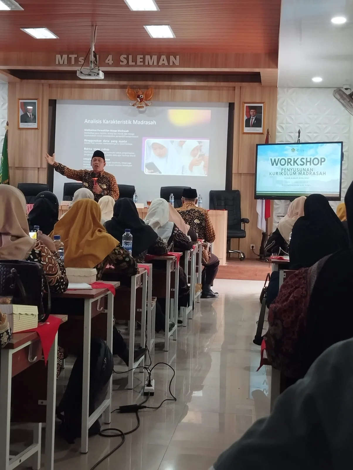 Tim Kurikulum MTsN 8 Sleman Ikuti Workshop Penyusunan Kurikulum Madrasah Kemenag Sleman