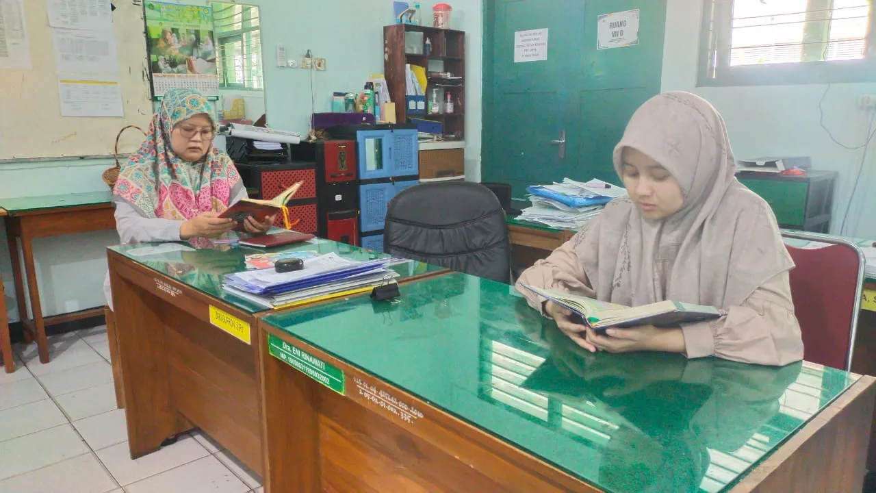 Menjemput Berkah Ramadan, Guru MTsN 9 Sleman Istiqamah Tadarus di Tengah Kesibukan