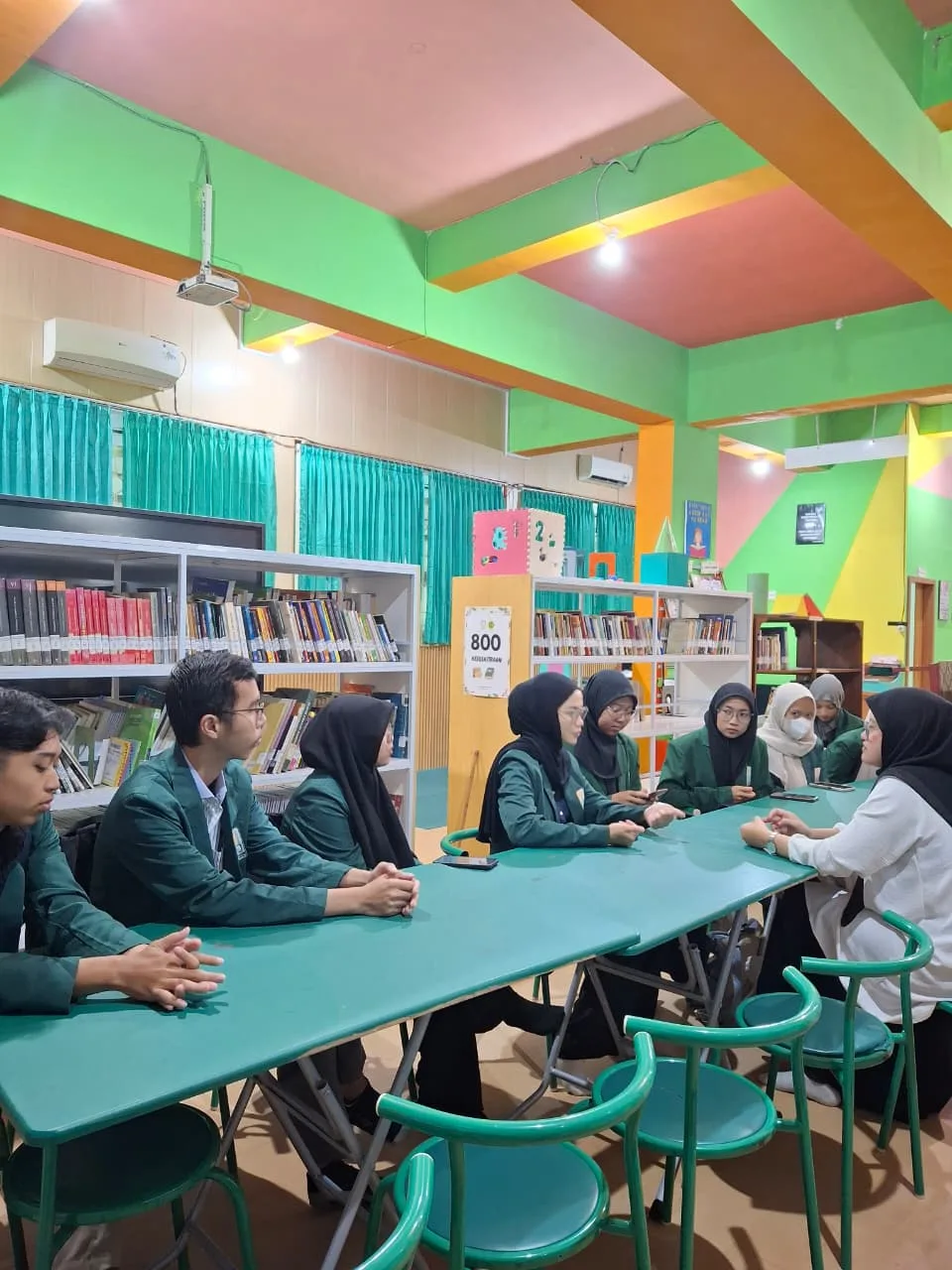 Dari Perpustakaan MAN 2 Sleman untuk Inklusi: Kolaborasi Akademik Bersama Mahasiswa UIN