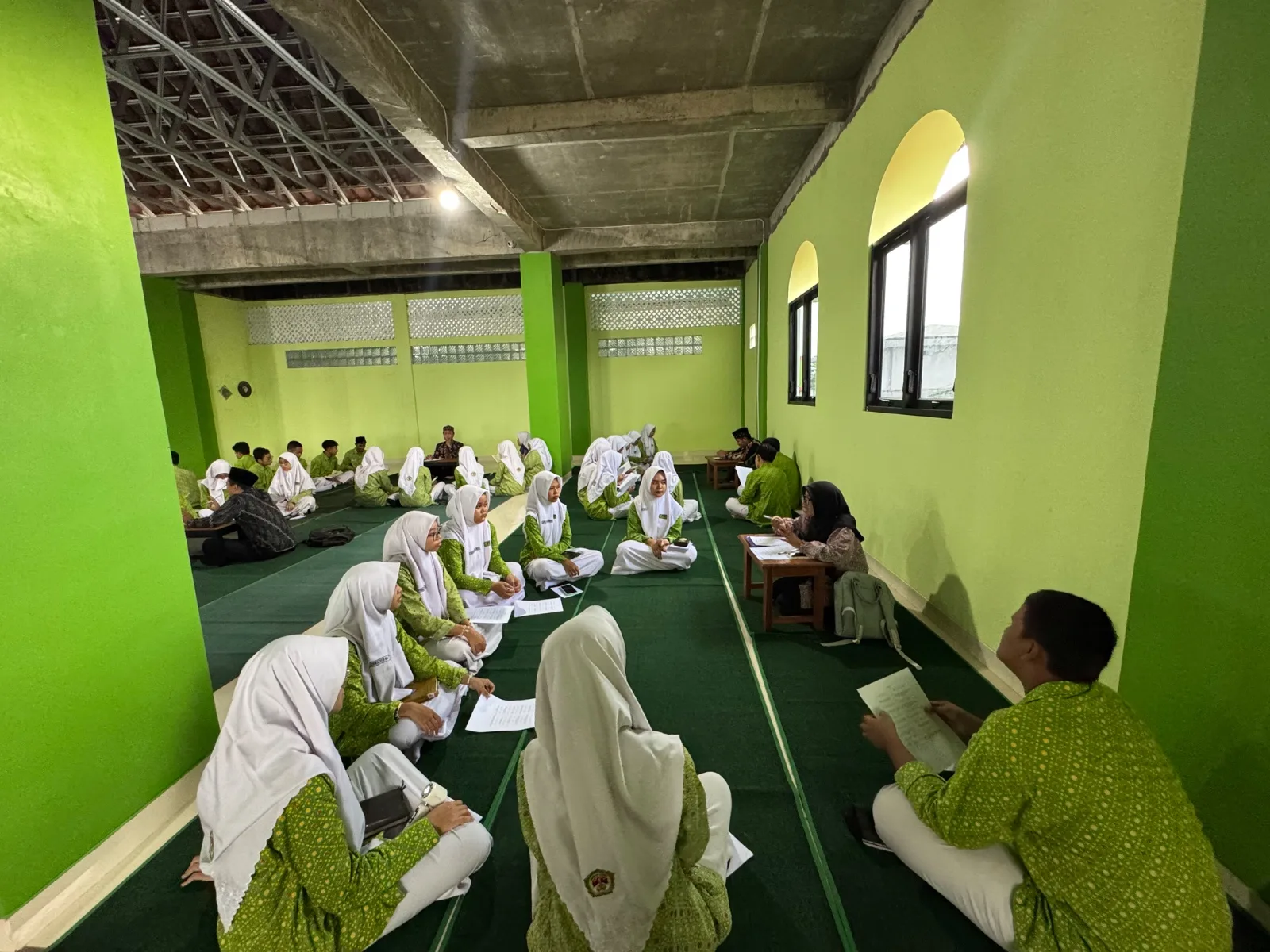 Semangat Tahfidz Menggema, Peserta MutiaraQu MAN 3 Sleman Mulai Setoran Hafalan