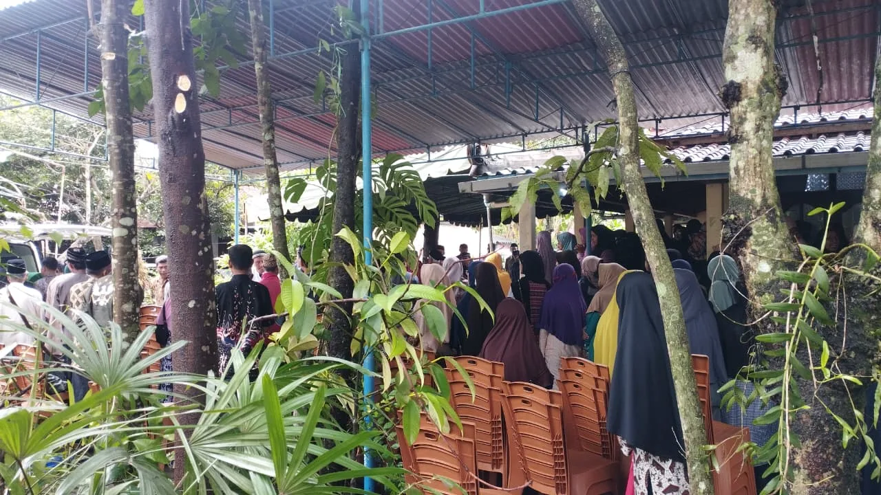 Keluarga MTsN 9 Sleman Berduka, Ibunda Triyantoro Adhi Saputro Wafat di Usia 82 Tahun