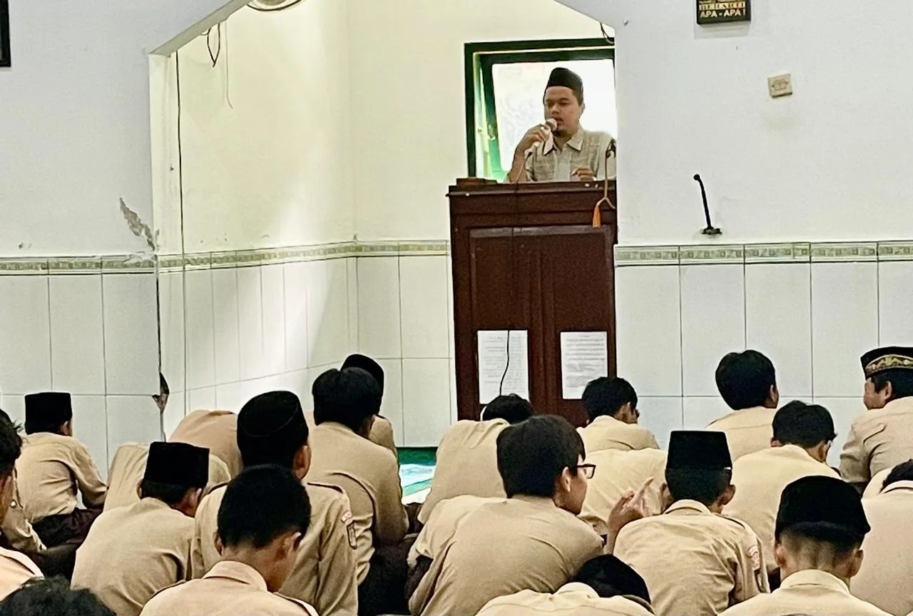 Khotbah Jumat MTsN 10 Sleman: Jadikan Momentum Ramadhan Jalan Menuju Istiqamah