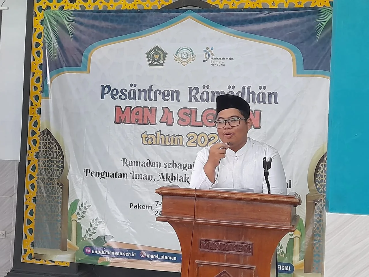 Kultum Inspiratif di MAN 4 Sleman: Menjaga Hati di Tengah Notifikasi