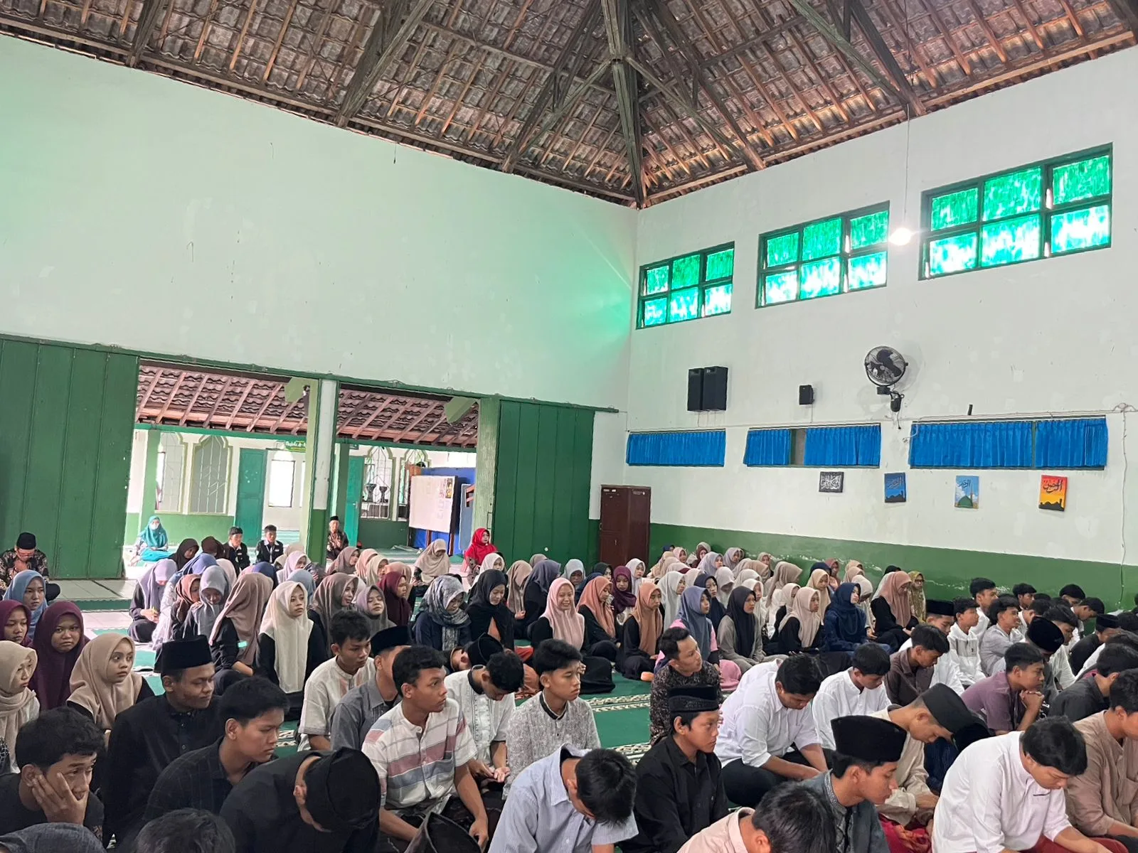 Siswa Kelas 11 MAN 5 Sleman Jalani Hari Pertama Pesantren Kilat Ramadan 1447 H
